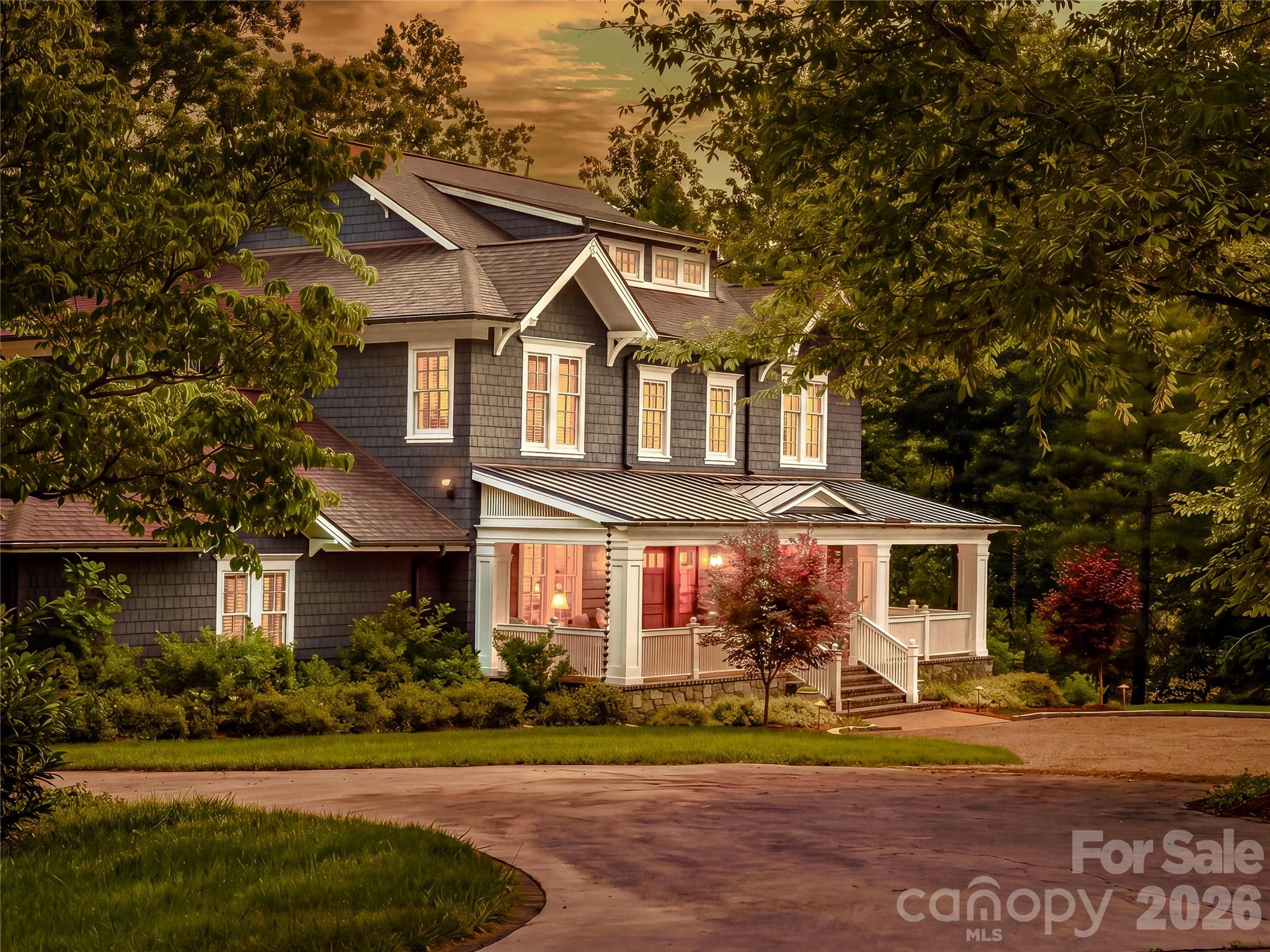 1 Cedar Chine Drive, Asheville, photo 4 of 8