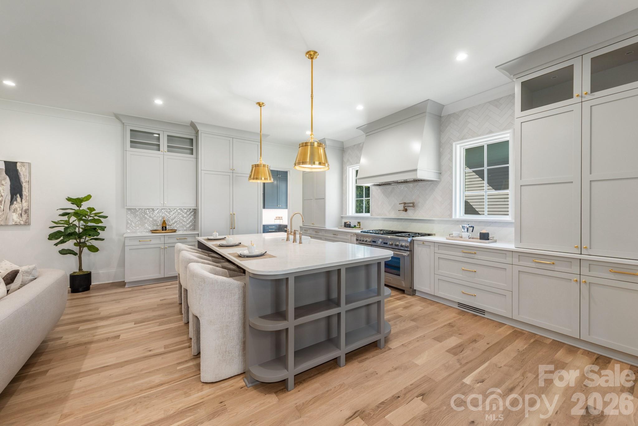 133 Wonderwood Drive, Charlotte, photo 6 of 8