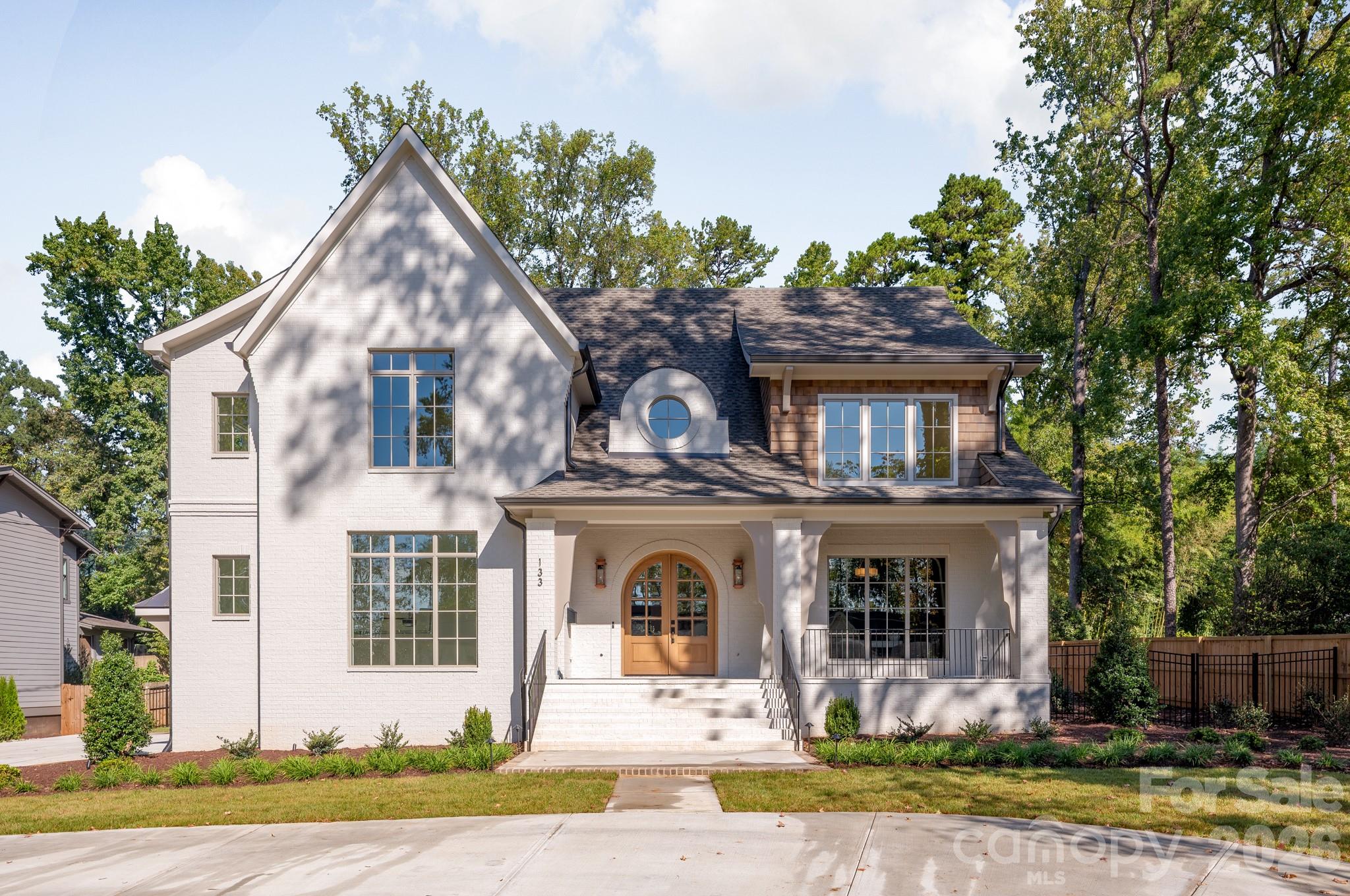 133 Wonderwood Drive, Charlotte, photo 1 of 8