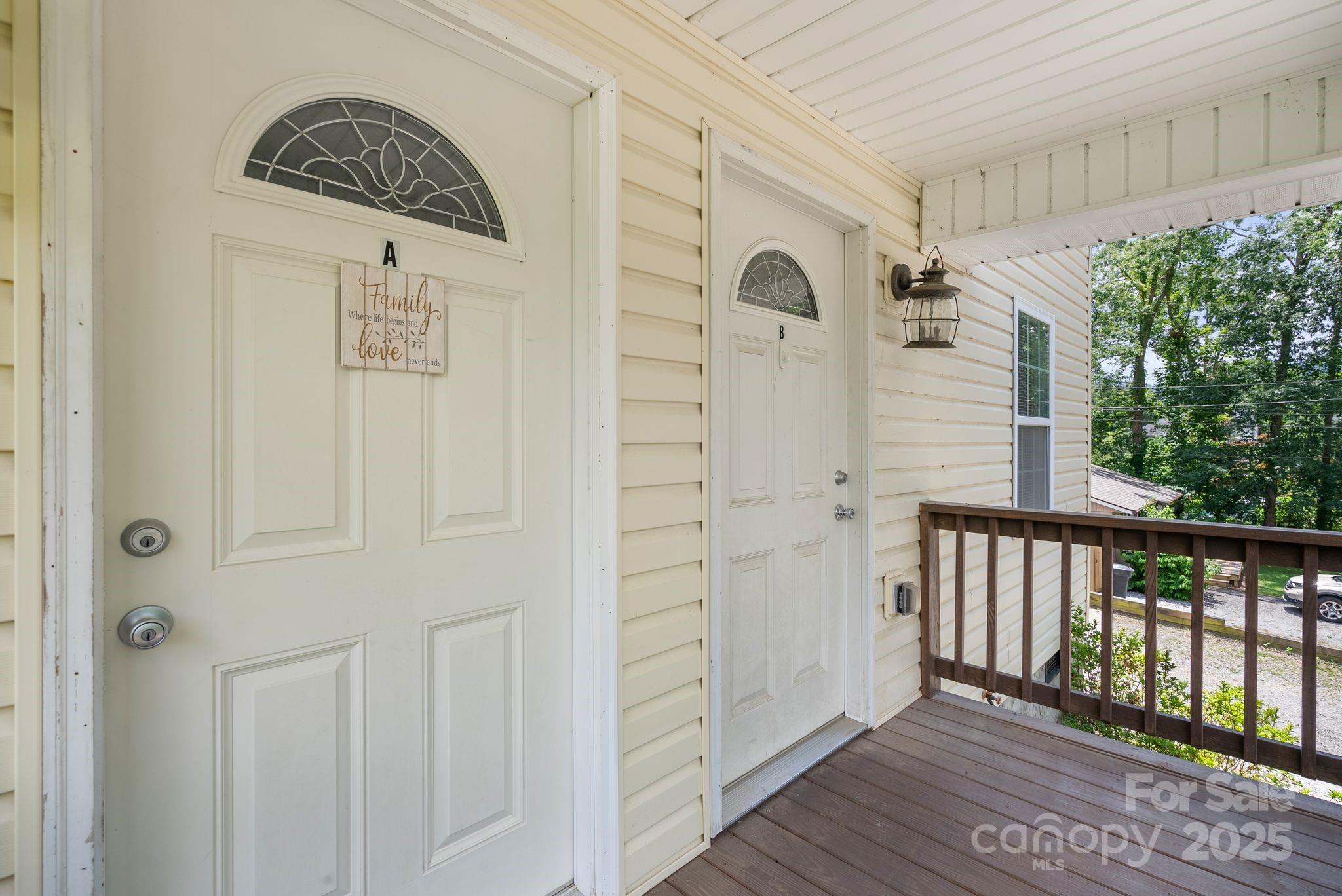 212 & 214 Portmanvilla Road, Black Mountain, photo 4 of 8