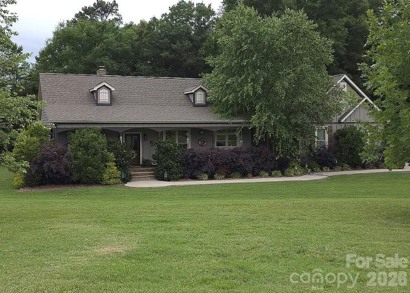 683 Mason Dickson Road, York, photo 1 of 8