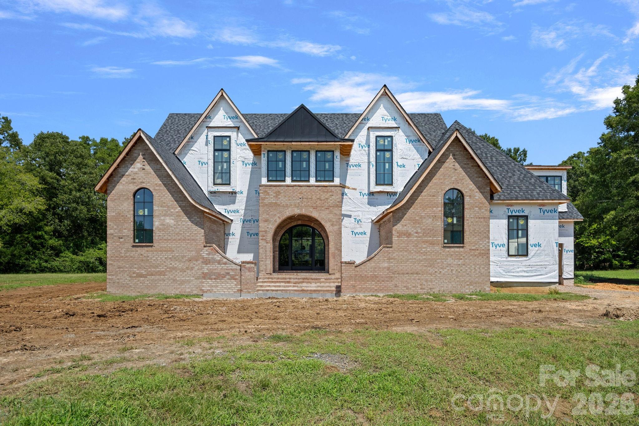 1011 Helaina Court, Waxhaw, photo 3 of 8