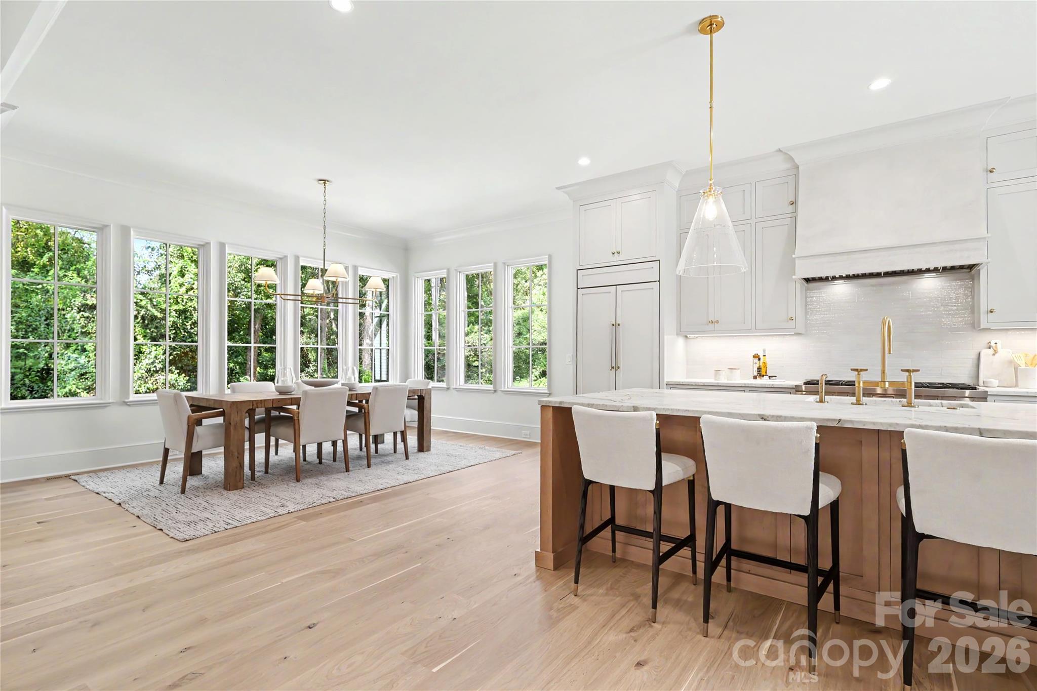 932 Heather Lane, Charlotte, photo 5 of 8