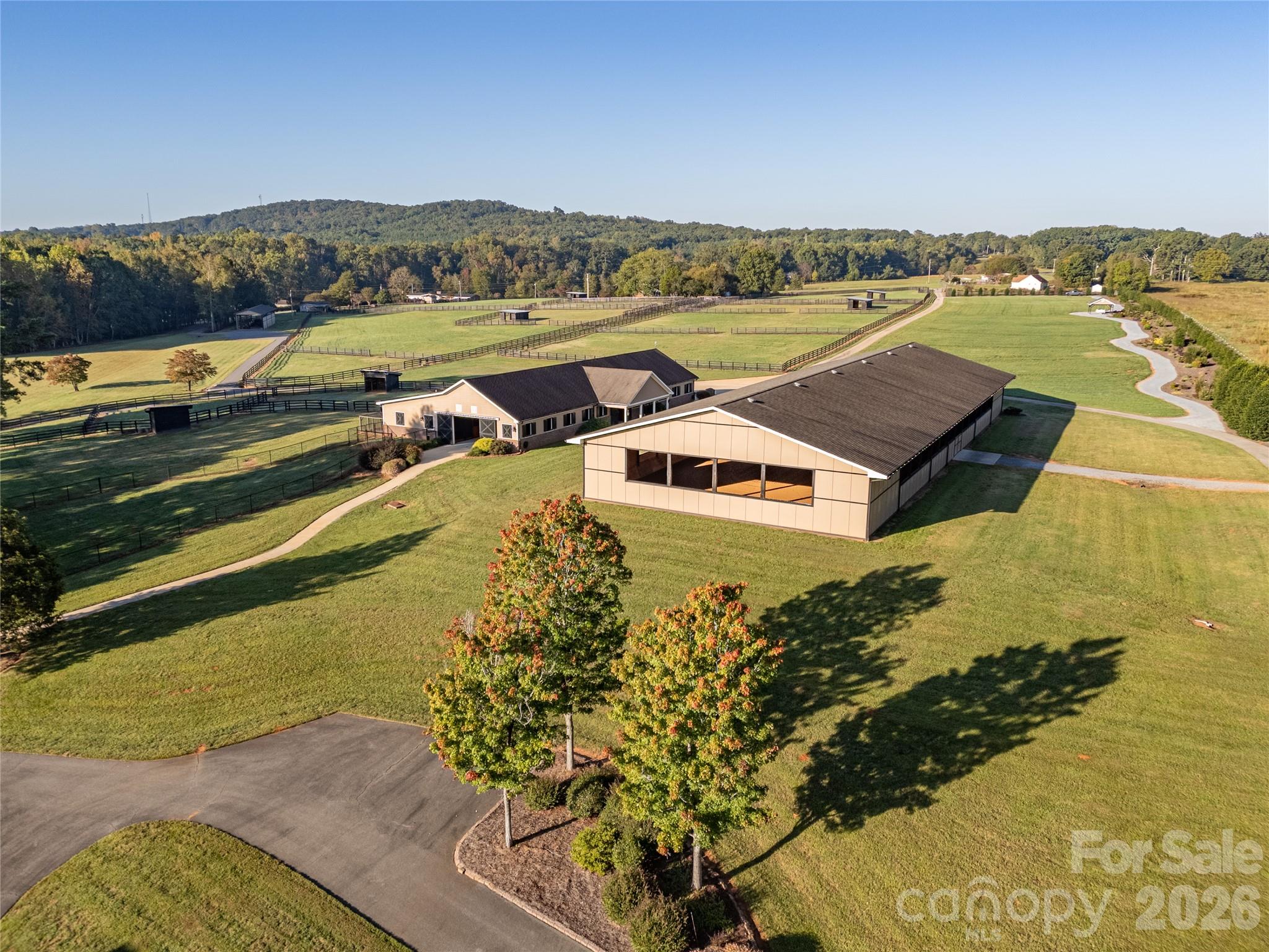 520 Lewis Farm Road, Bessemer City, photo 3 of 8