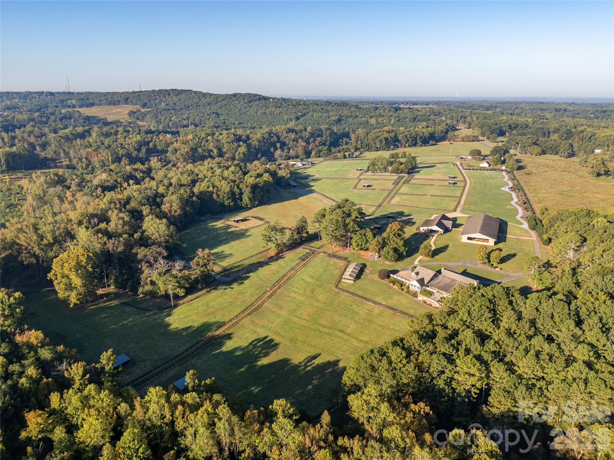 520 Lewis Farm Road, Bessemer City, photo 2 of 8
