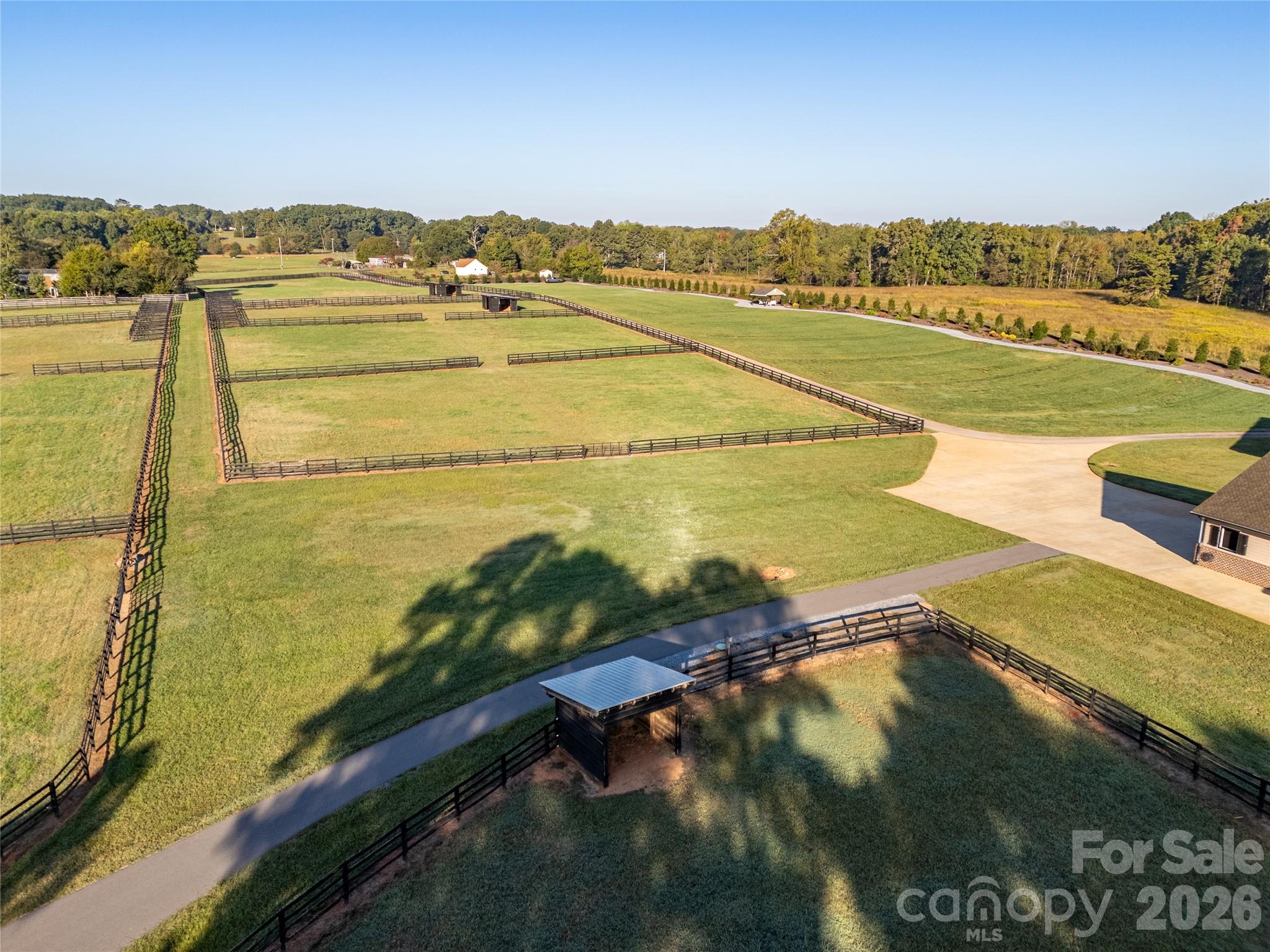 520 Lewis Farm Road, Bessemer City, photo 4 of 8