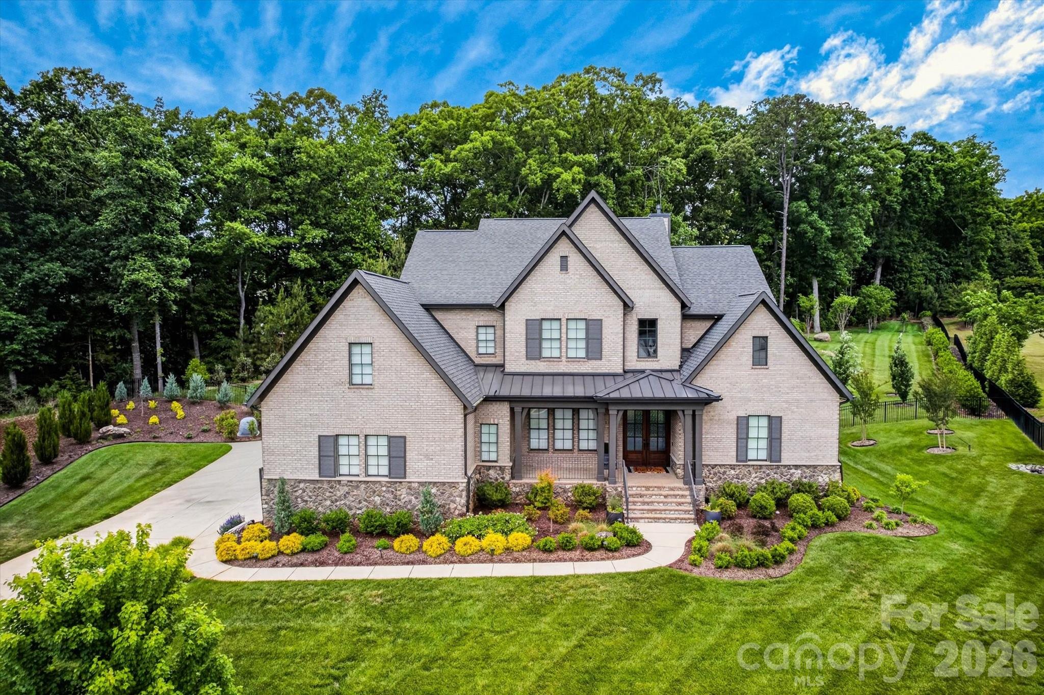 1115 Shelton Oaks Court, Matthews, photo 1 of 8