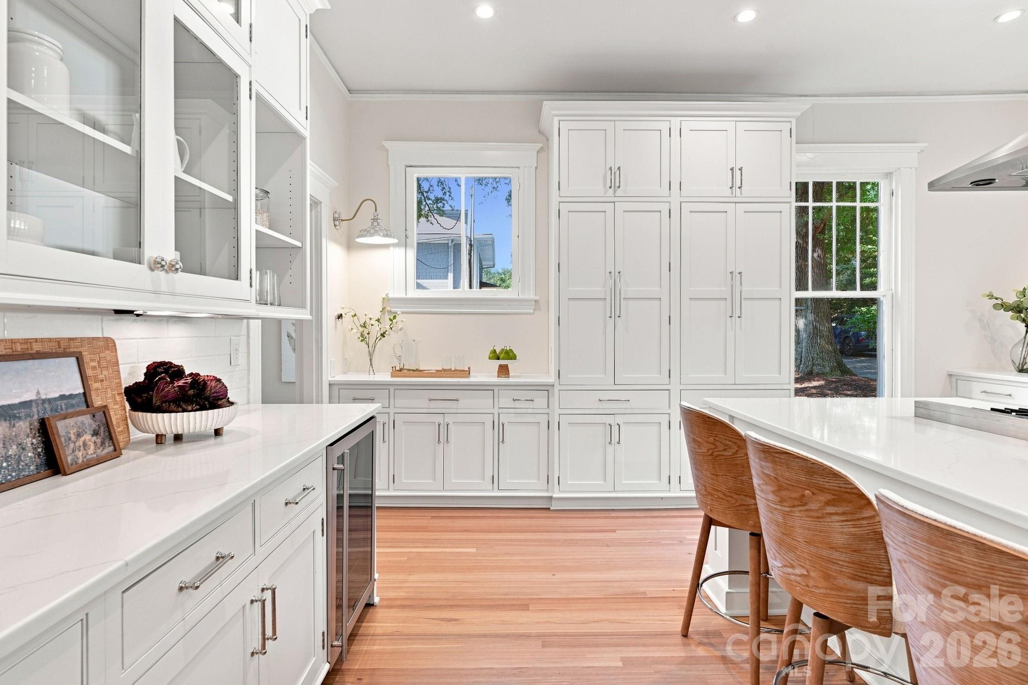 559 N Main Street, Davidson, photo 1 of 8