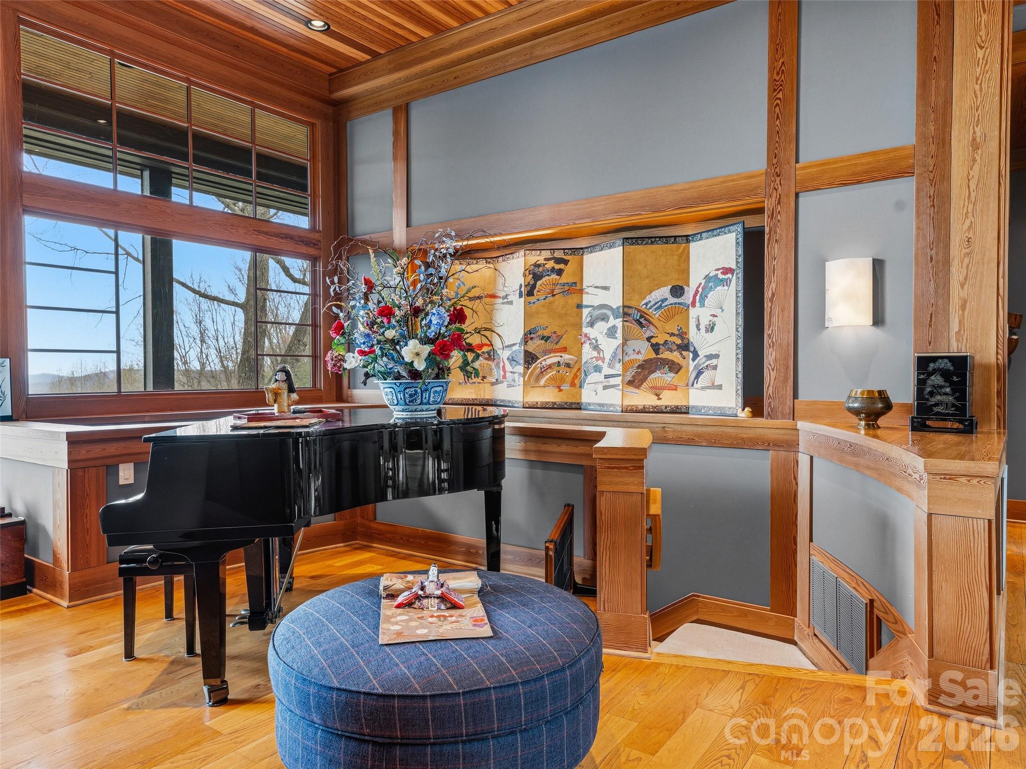 1000 Mcfarlane Way, Hendersonville, photo 6 of 8