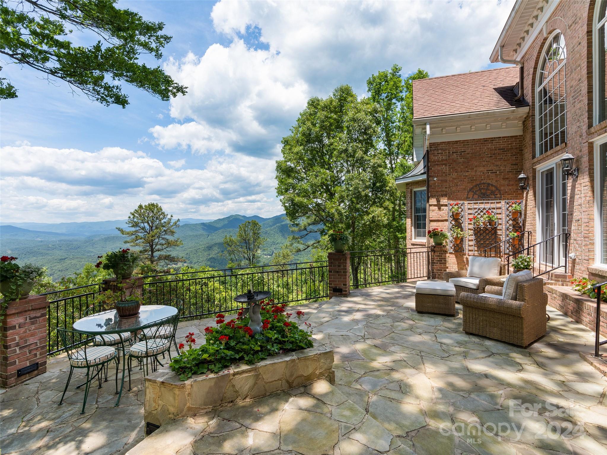 1767 Ridge Way Street, Sylva, photo 8 of 8