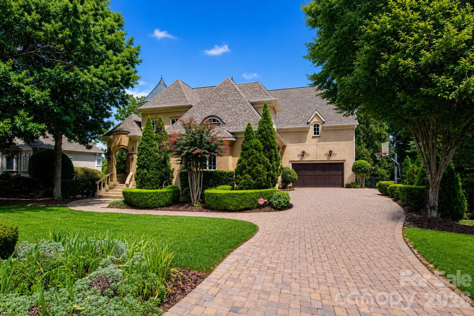 14905 Mcleary Circle, Charlotte, photo 2 of 8