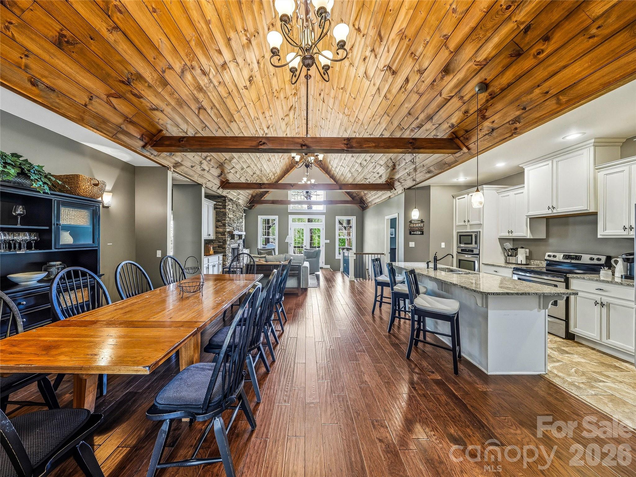 402 Holmstead Drive, Lake Lure, photo 6 of 8