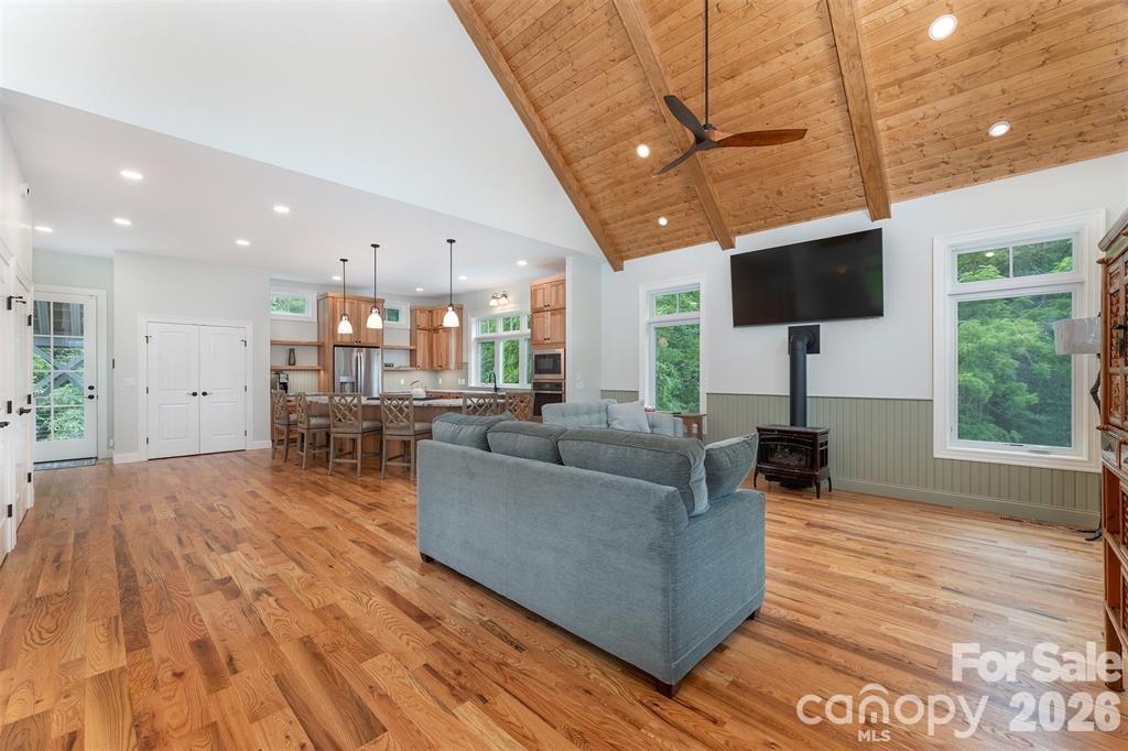 326 Golden Valley Drive, Hendersonville, photo 8 of 8