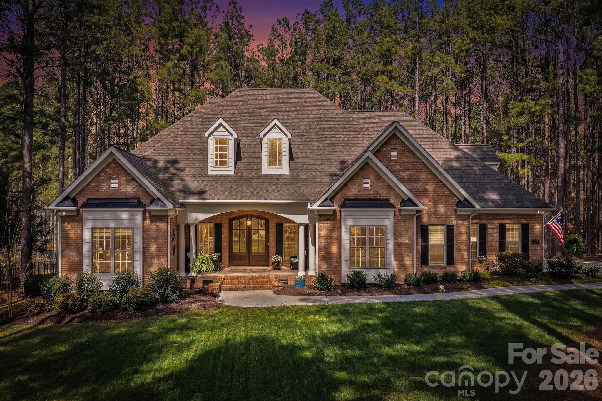 4950 River Hills Drive, Denver, photo 2 of 8