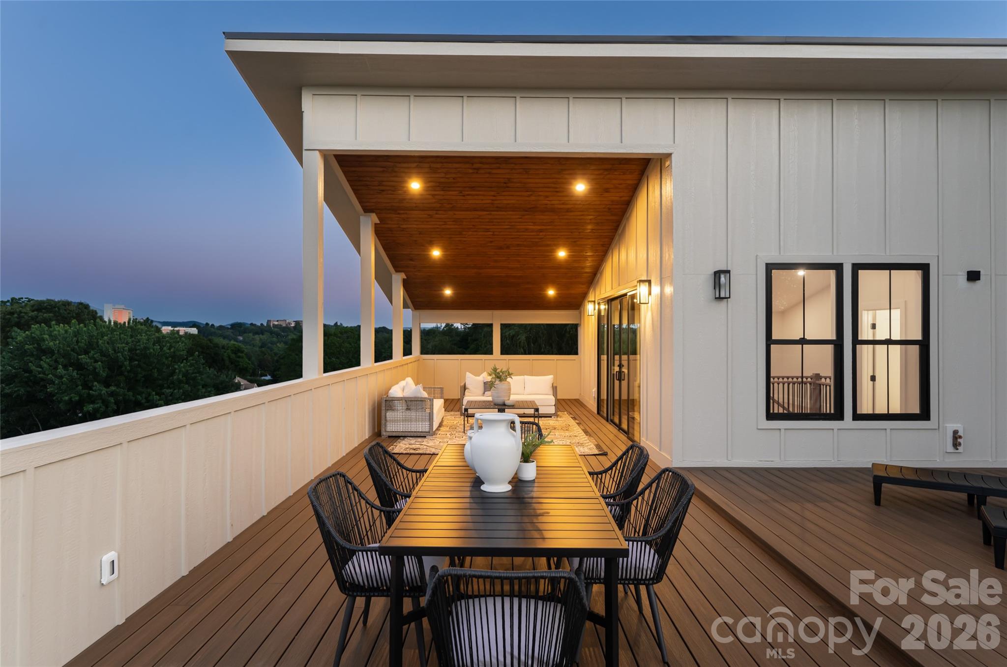 6 Dailey Drive, Asheville, photo 5 of 8