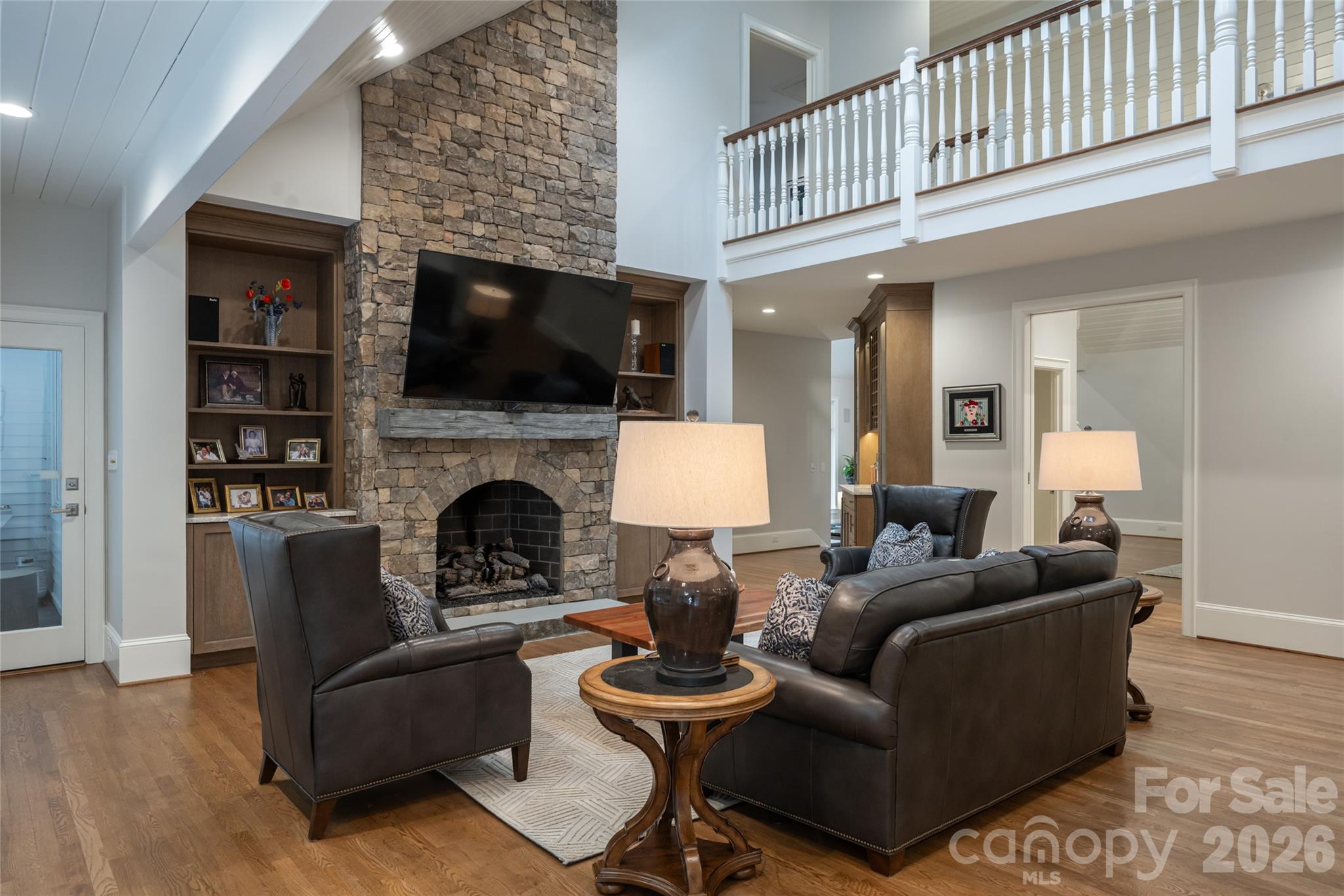 4 Cedar Hill Drive, Asheville, photo 2 of 8