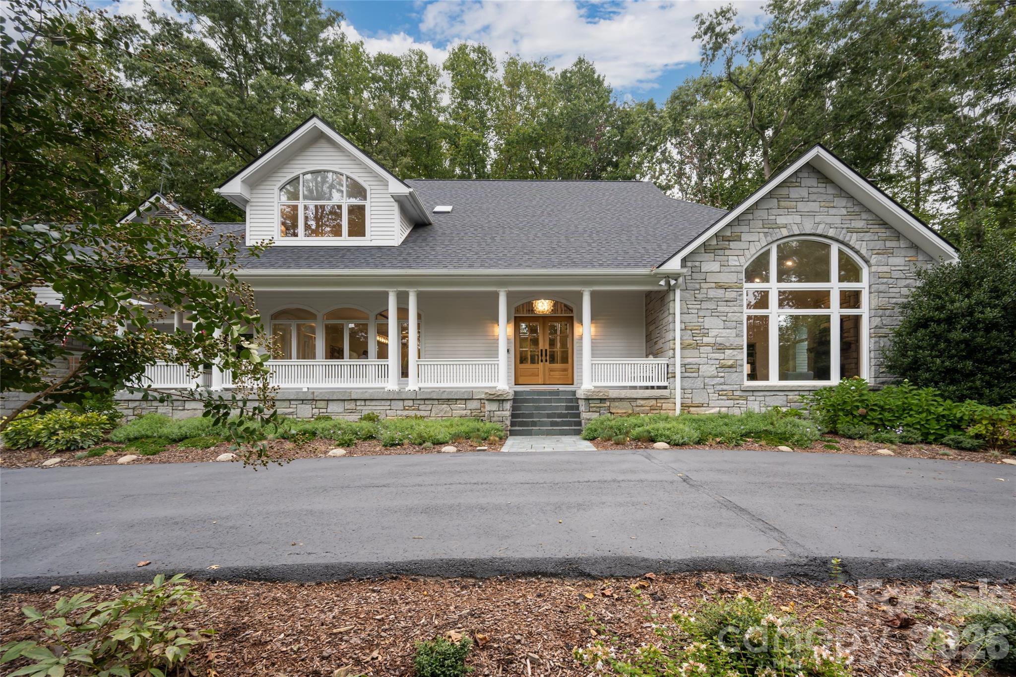 4 Cedar Hill Drive, Asheville, photo 7 of 8