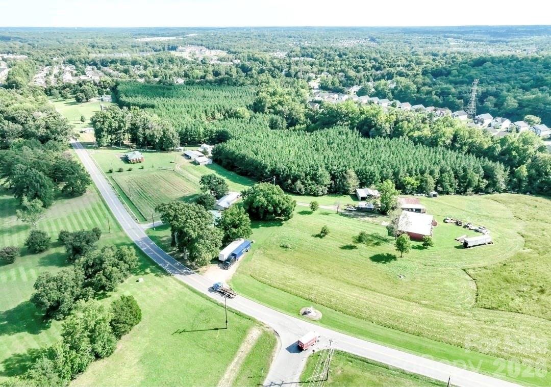 3322 Morehead Road, Charlotte, photo 4 of 8