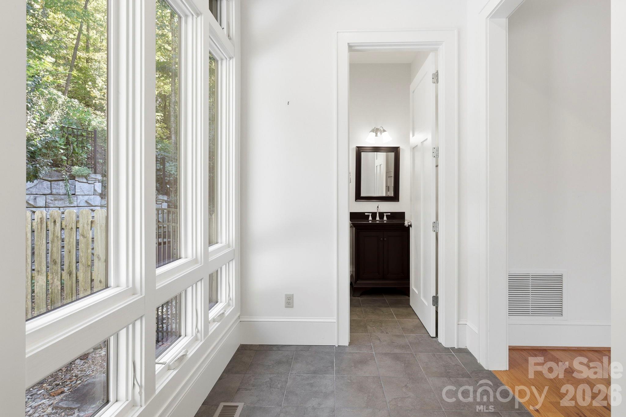 39 Williams Cove Road, Black Mountain, photo 3 of 8