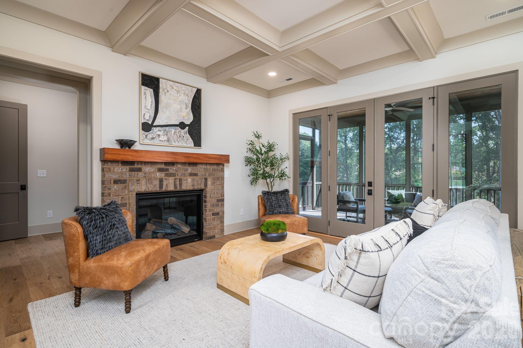 126 Lake Mist Drive, Belmont, photo 7 of 8