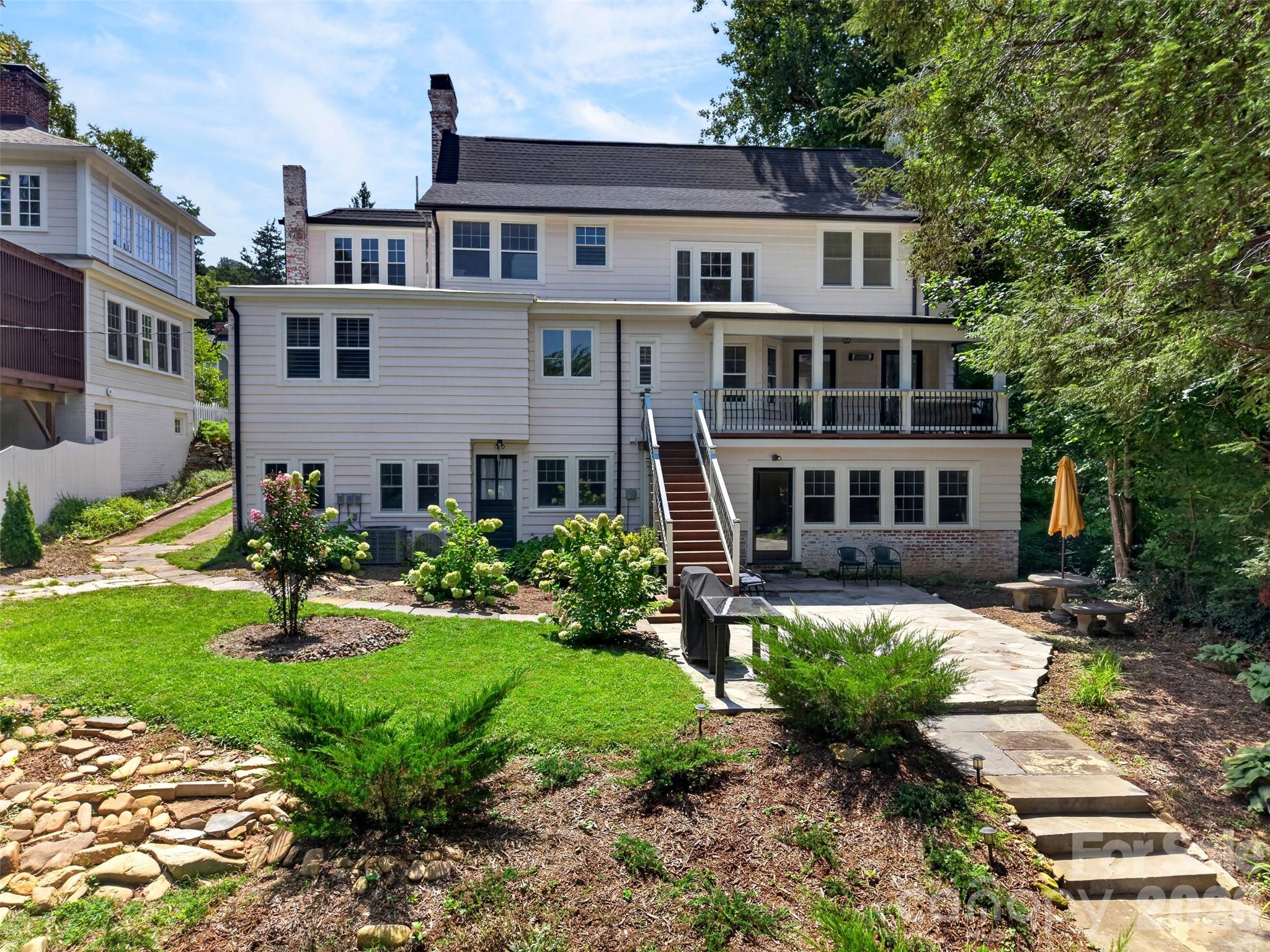 55 Edgemont Road, Asheville, photo 6 of 8
