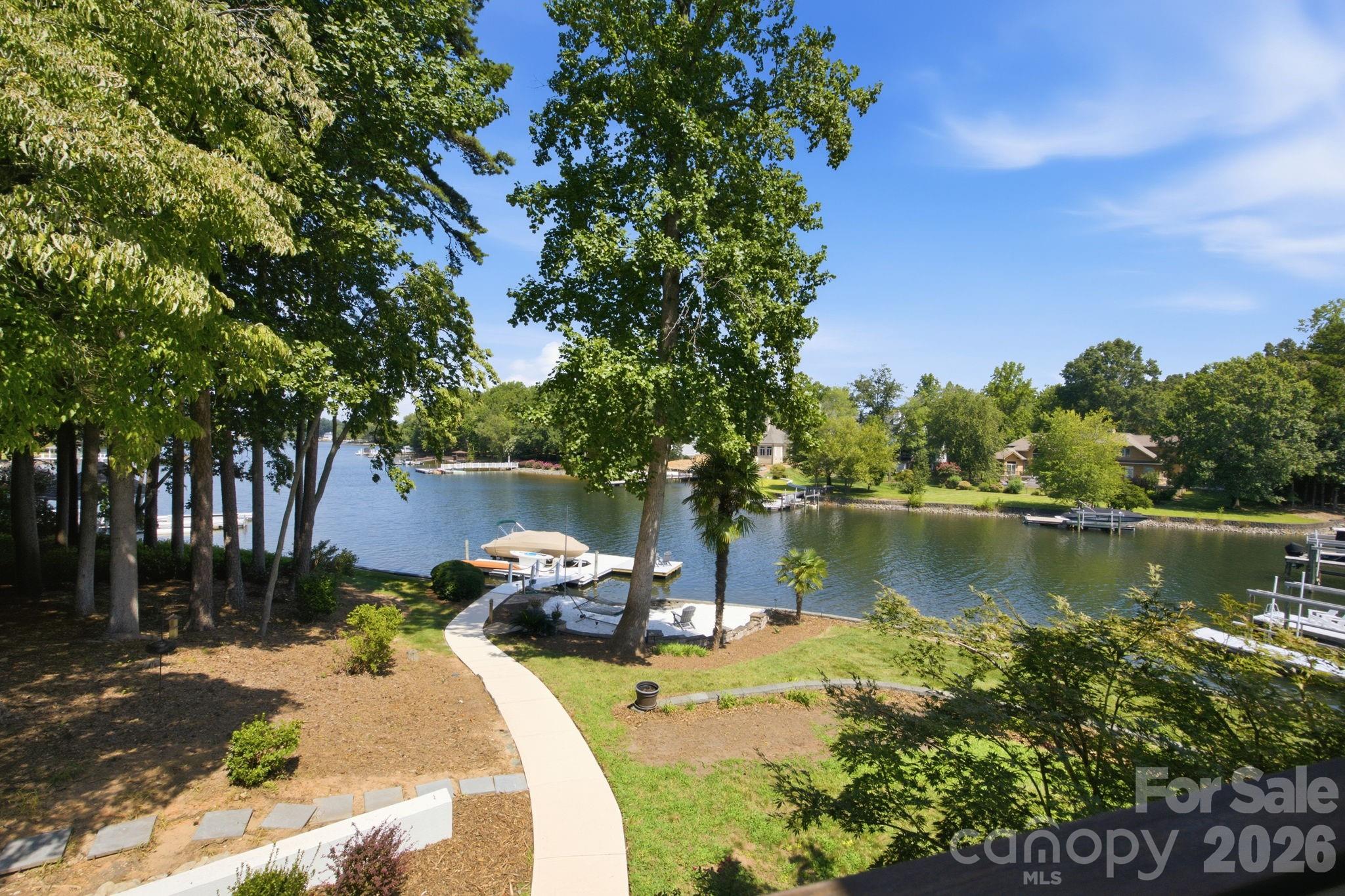 19318 Mary Ardrey Circle, Cornelius, photo 6 of 8