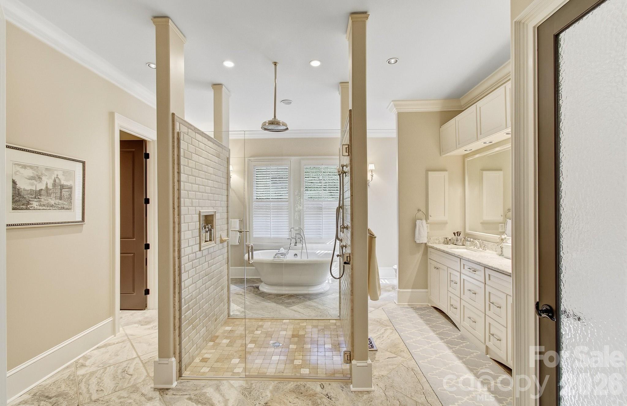 1333 Solomon Circle, Hendersonville, photo 6 of 8