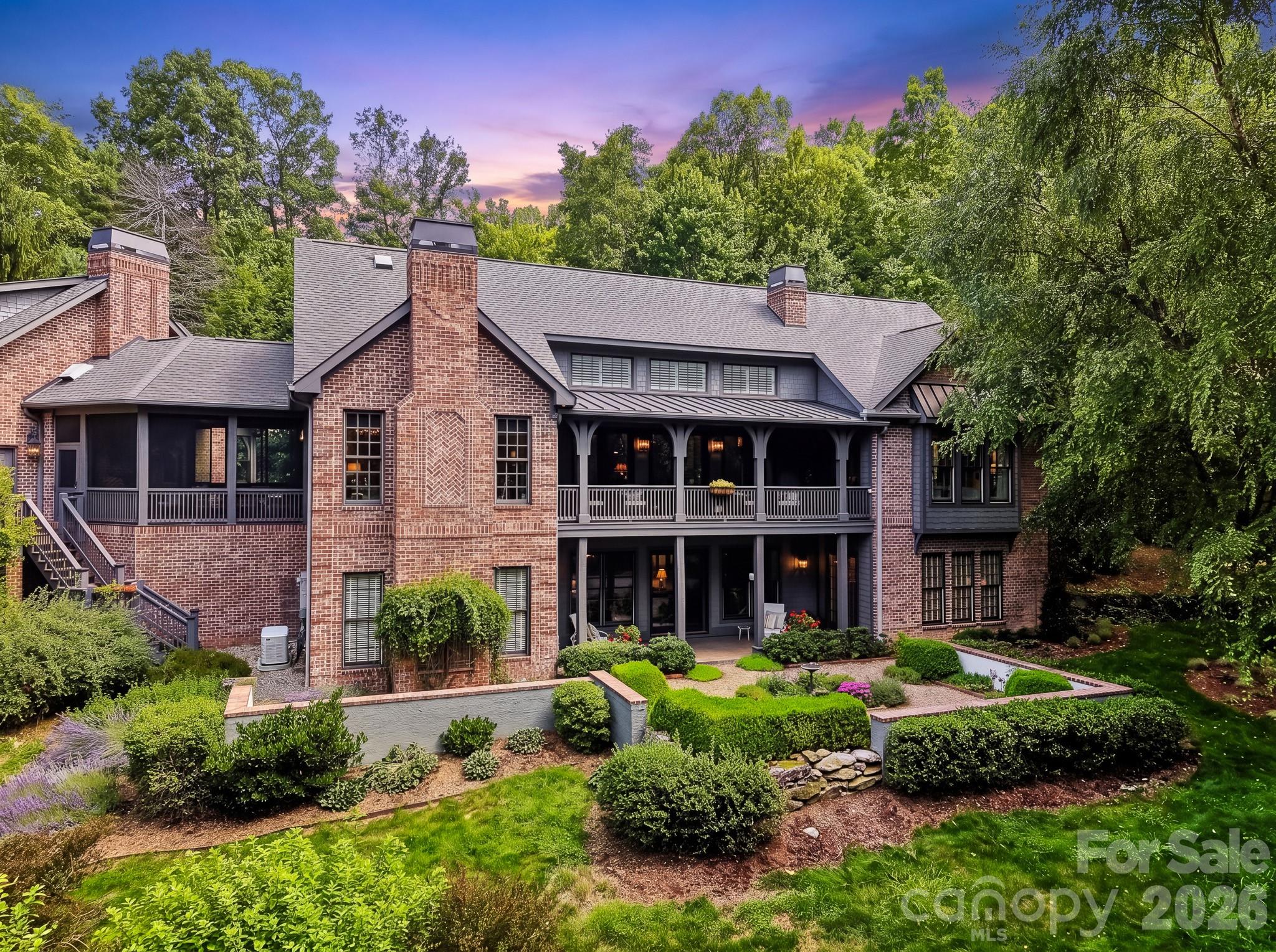 1333 Solomon Circle, Hendersonville, photo 1 of 8