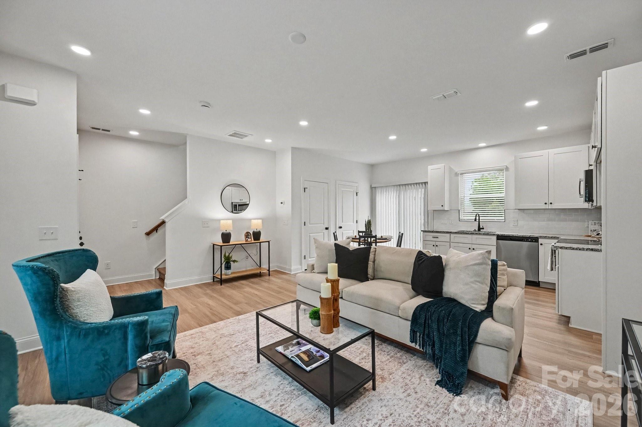 53 E 13th Street, Newton, photo 6 of 8
