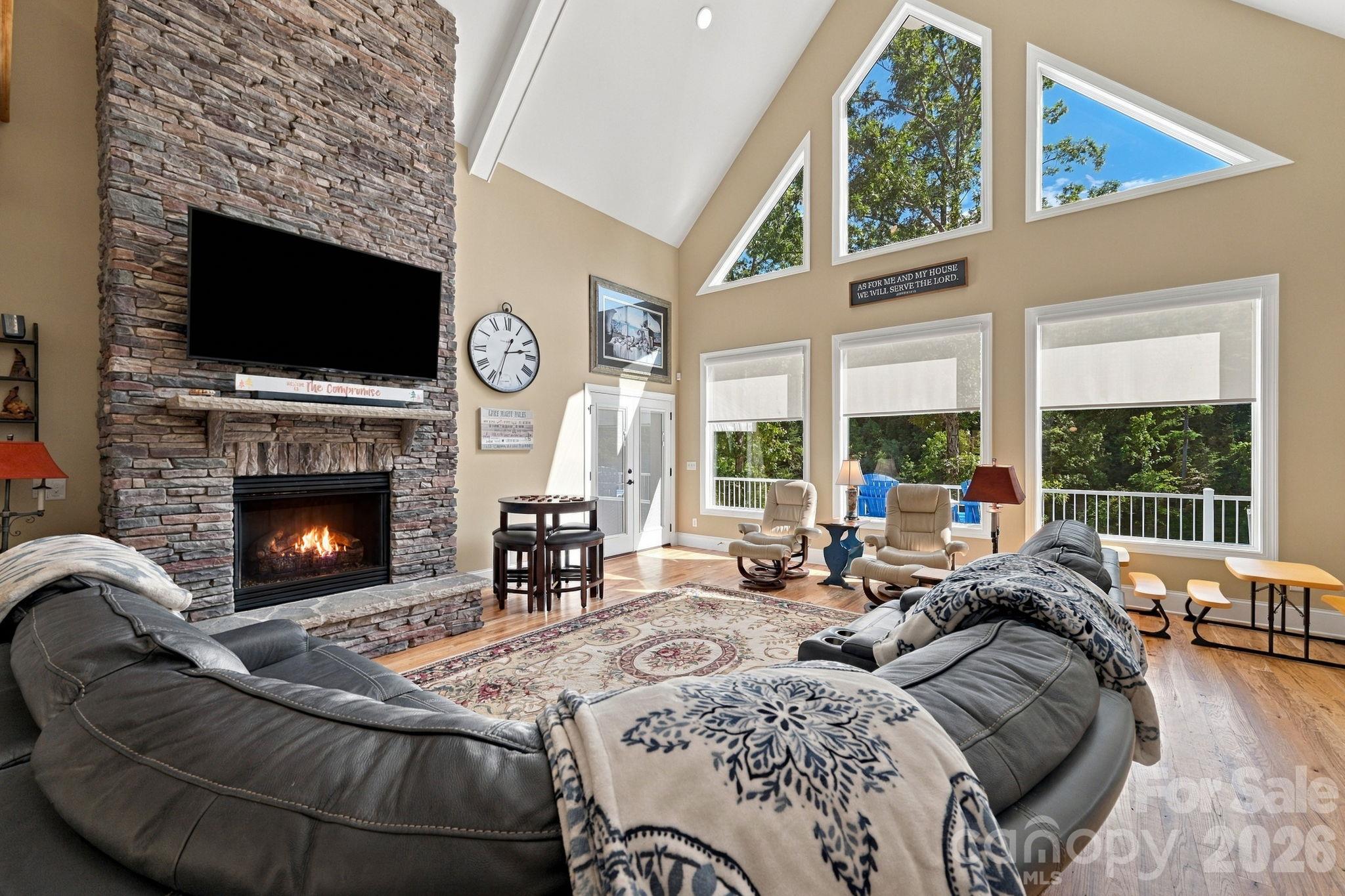 6810 Mcgalliard Pointe Drive Ne, Valdese, photo 6 of 8