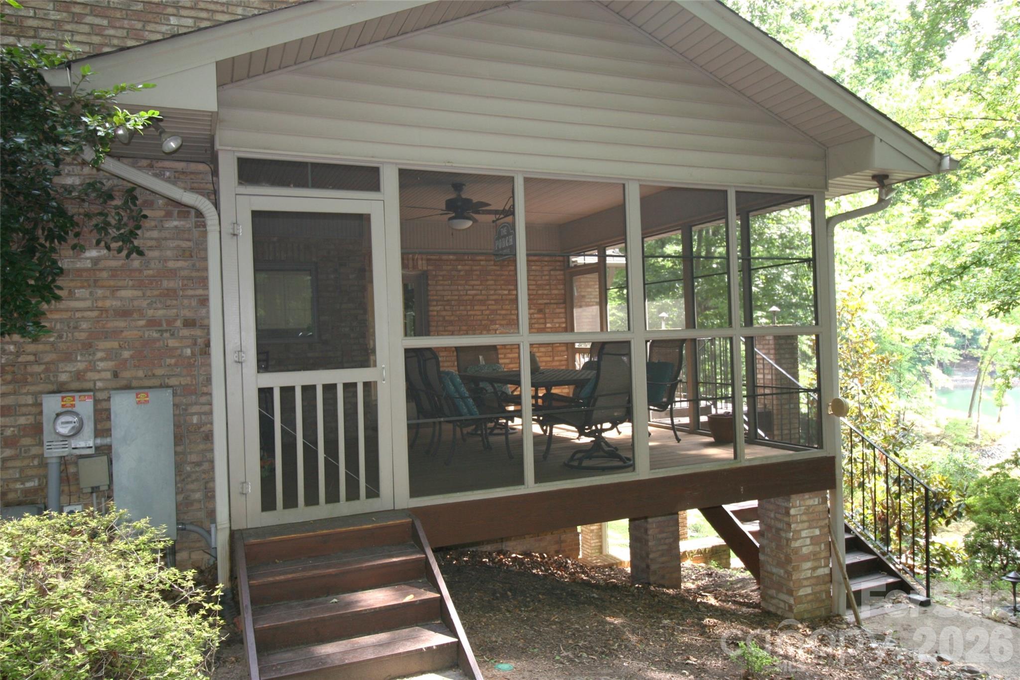 105 Quail Lane, Mooresville, photo 5 of 8