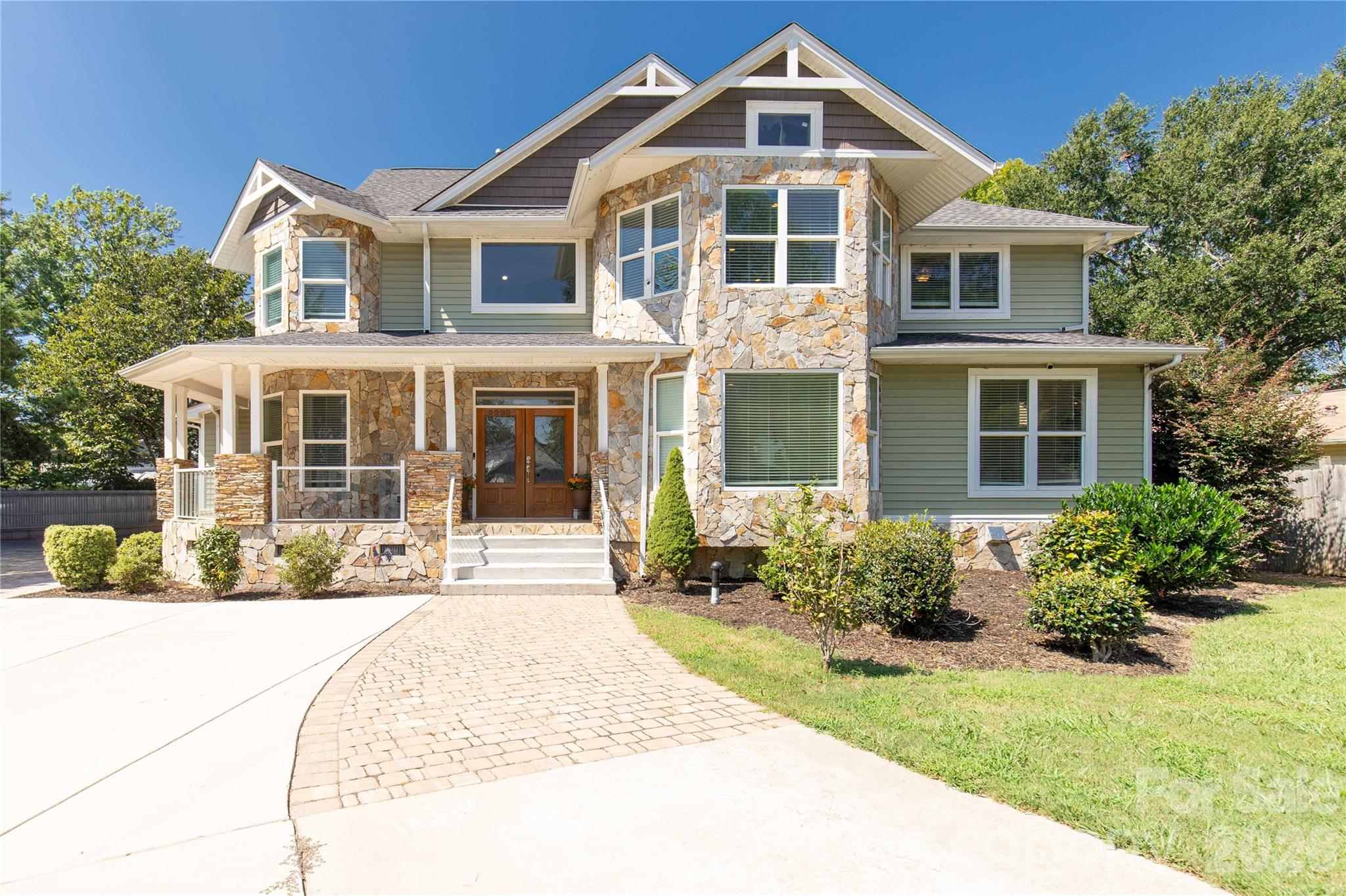 5555 Riverfront Road, Lake Wylie, photo 1 of 8