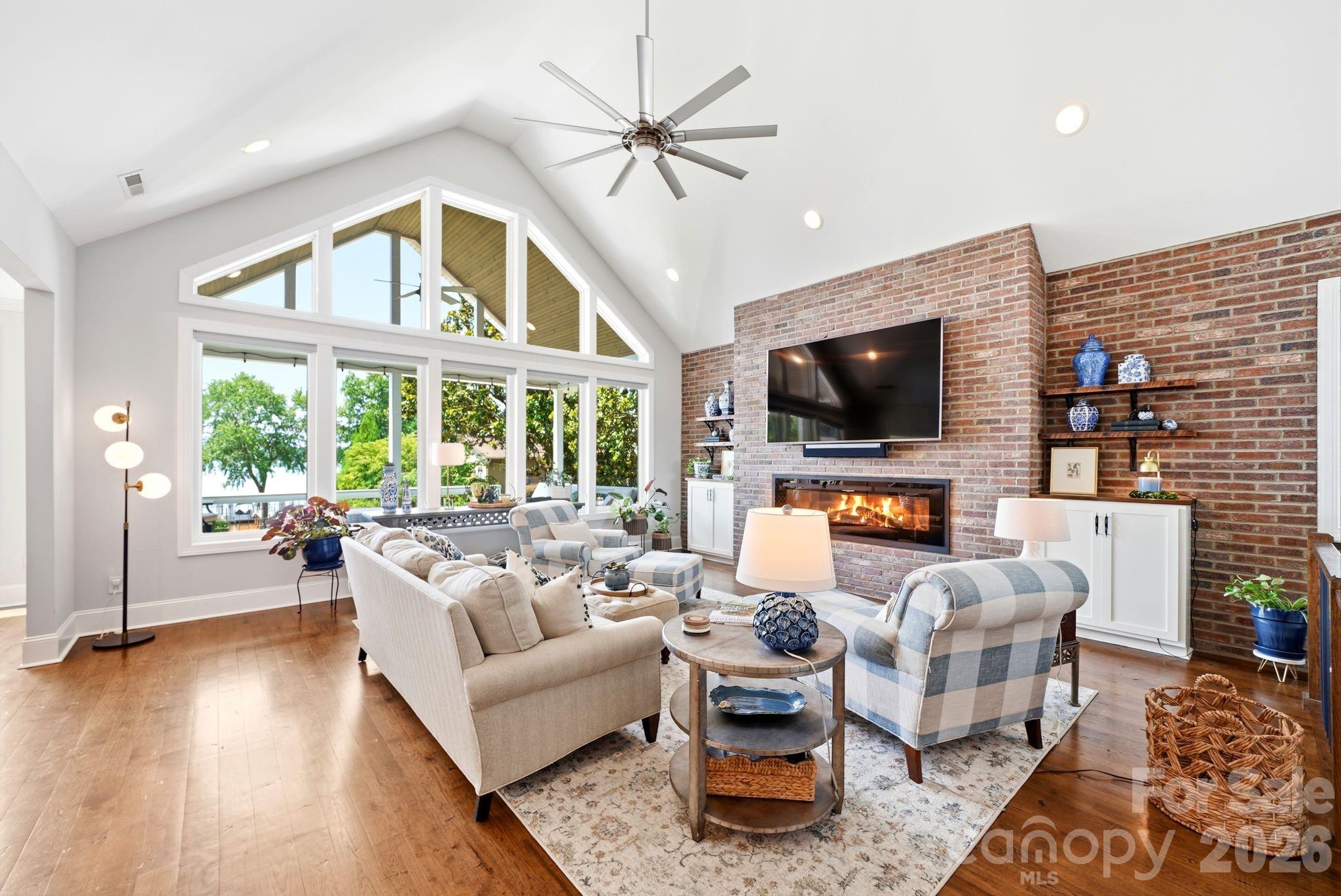 4293 Harbor Lane, Sherrills Ford, photo 8 of 8