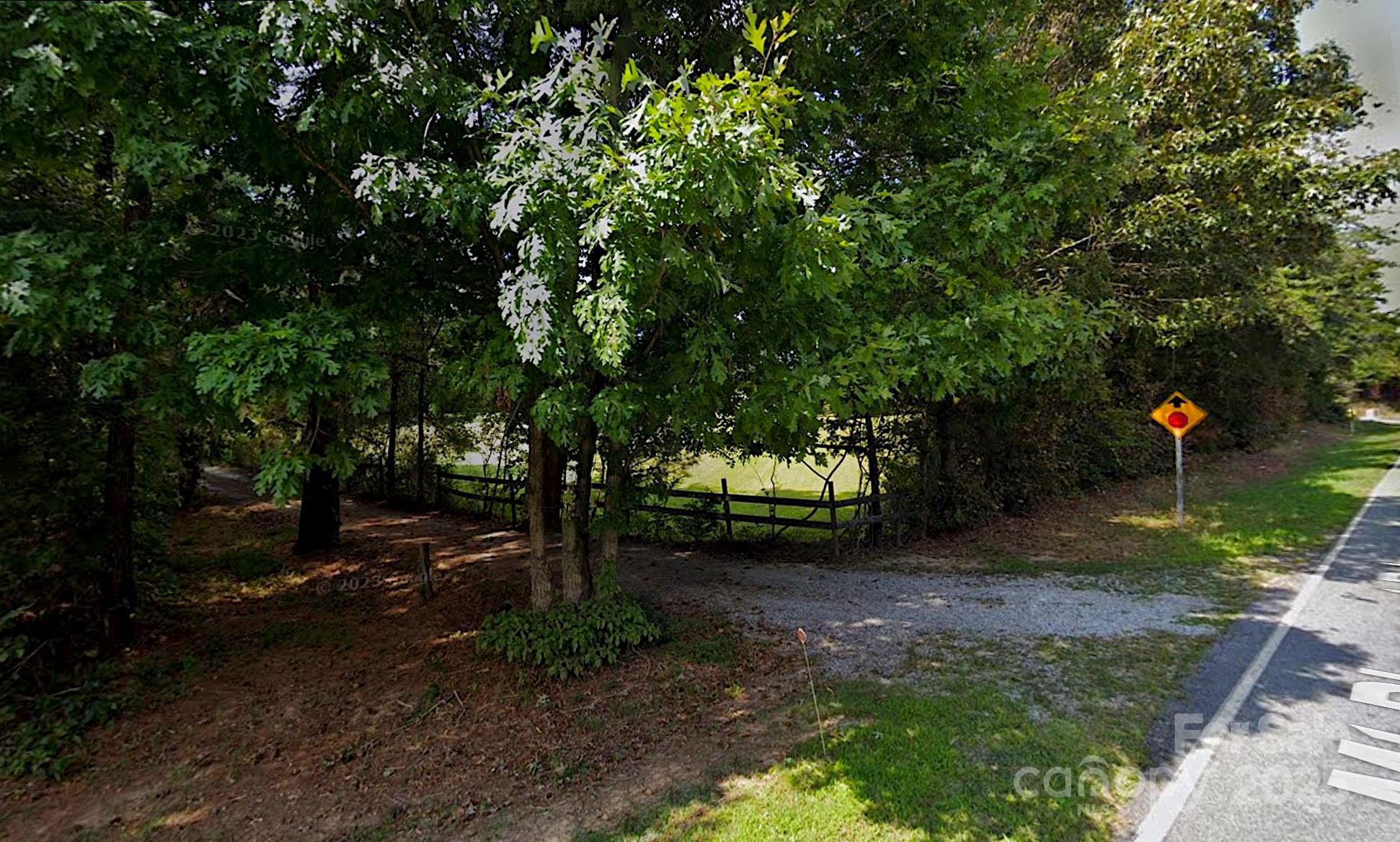 2347 Mt Pleasant Road, Sherrills Ford, photo 4 of 8