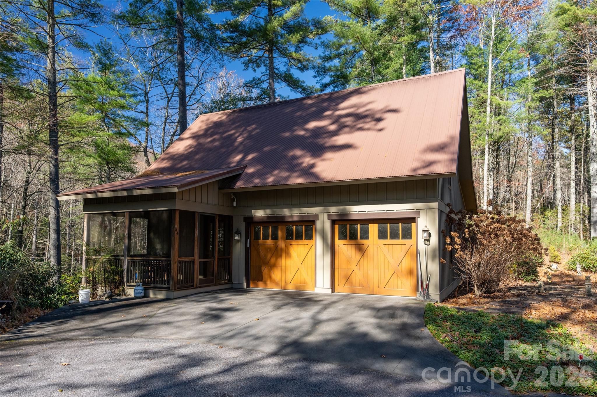 69 Dogwood Branch Lane, Zirconia, photo 2 of 8
