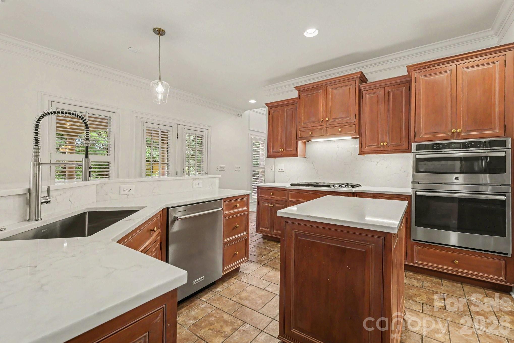 12035 Olympic Club Drive, Charlotte, photo 2 of 8