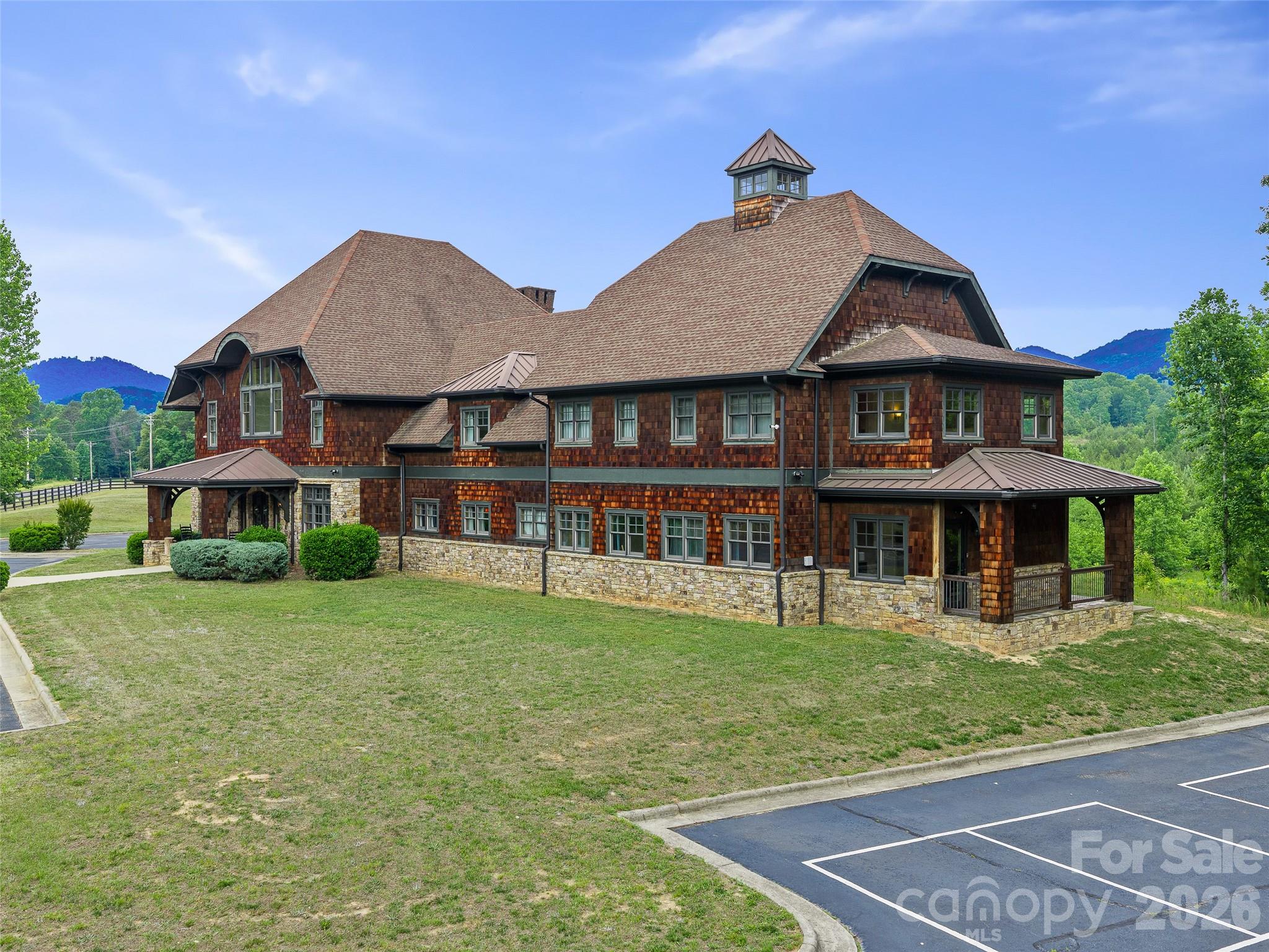 1470 Thermal City Road, Union Mills, photo 2 of 8