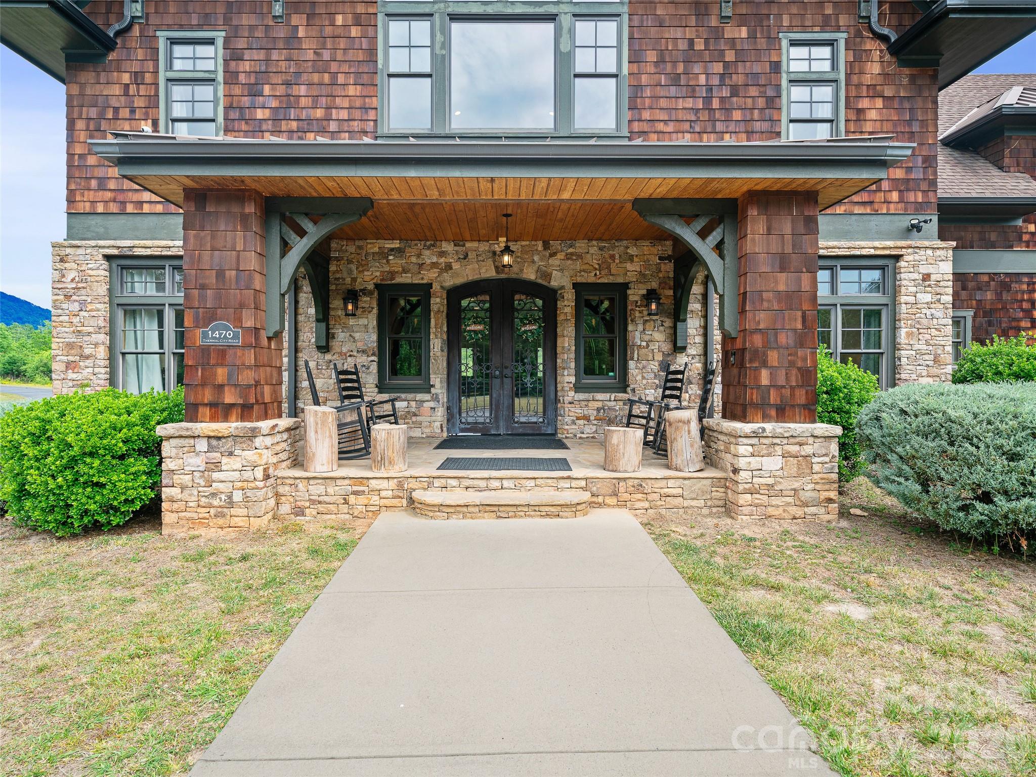 1470 Thermal City Road, Union Mills, photo 4 of 8