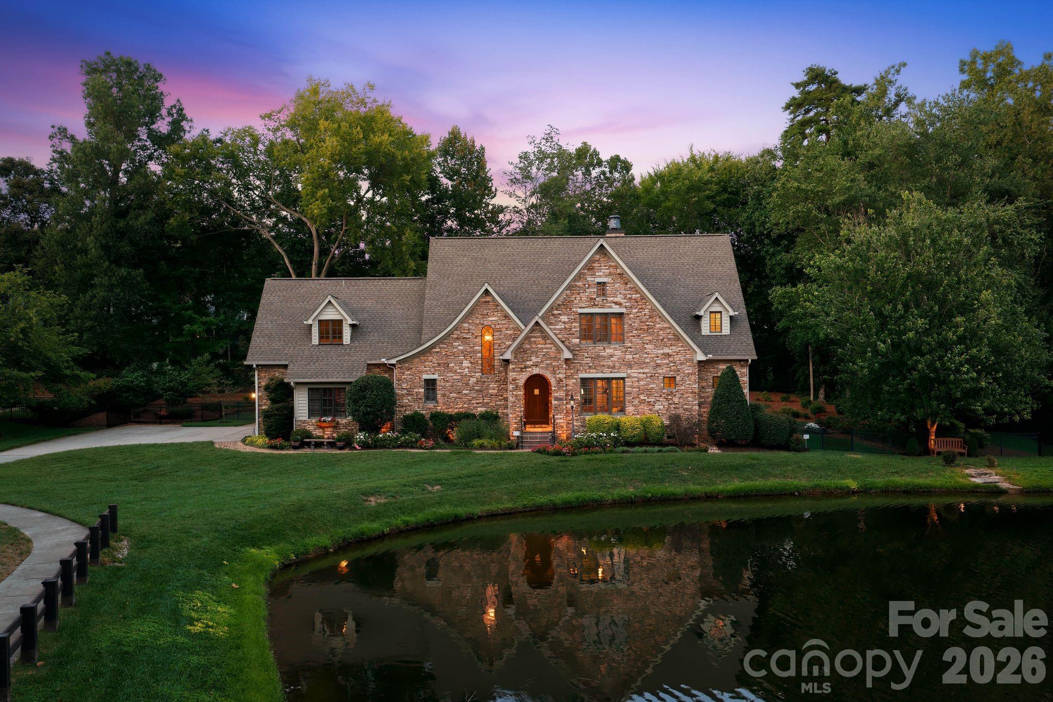 21314 Olde Quarry Lane, Cornelius, photo 2 of 8
