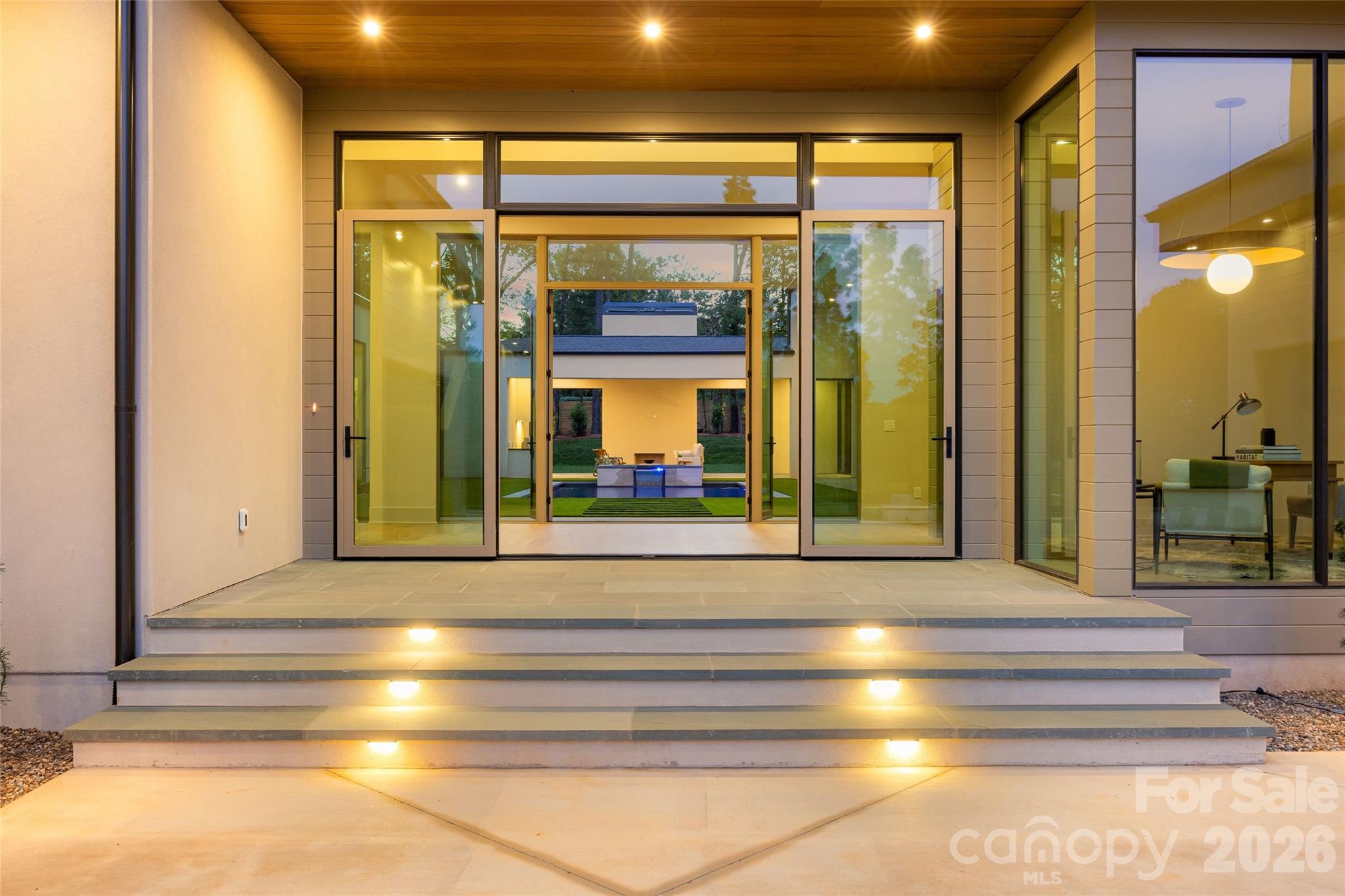 2019 Pellyn Wood Drive, Charlotte, photo 4 of 8