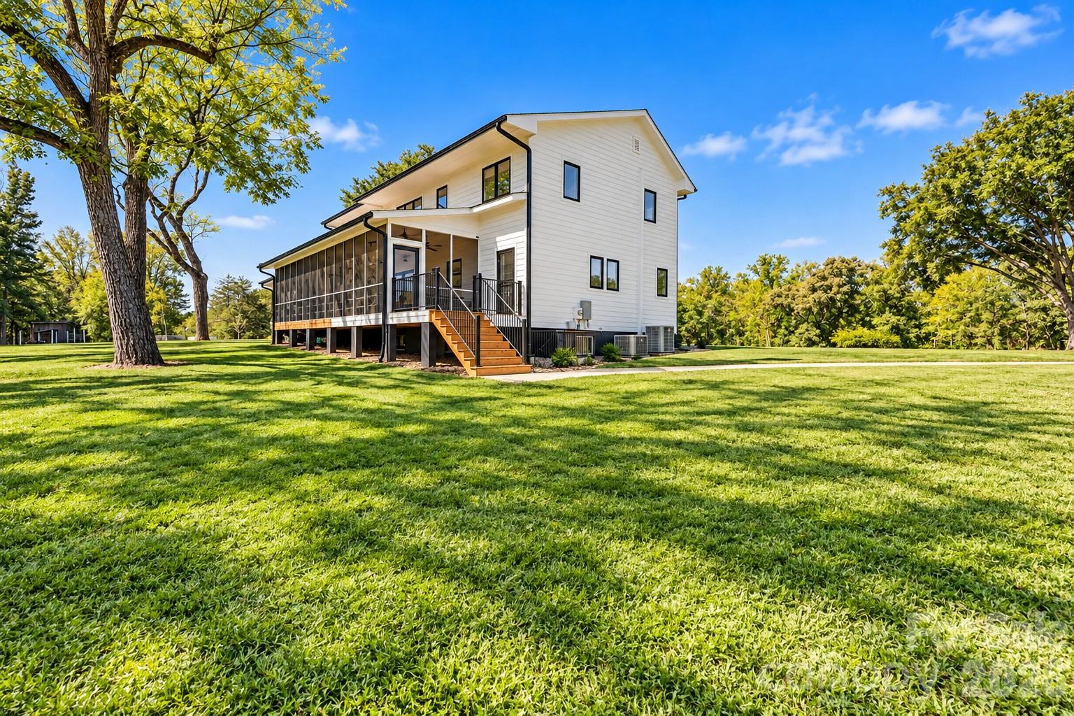 608 Robinson Creek Road, Bostic, photo 3 of 8