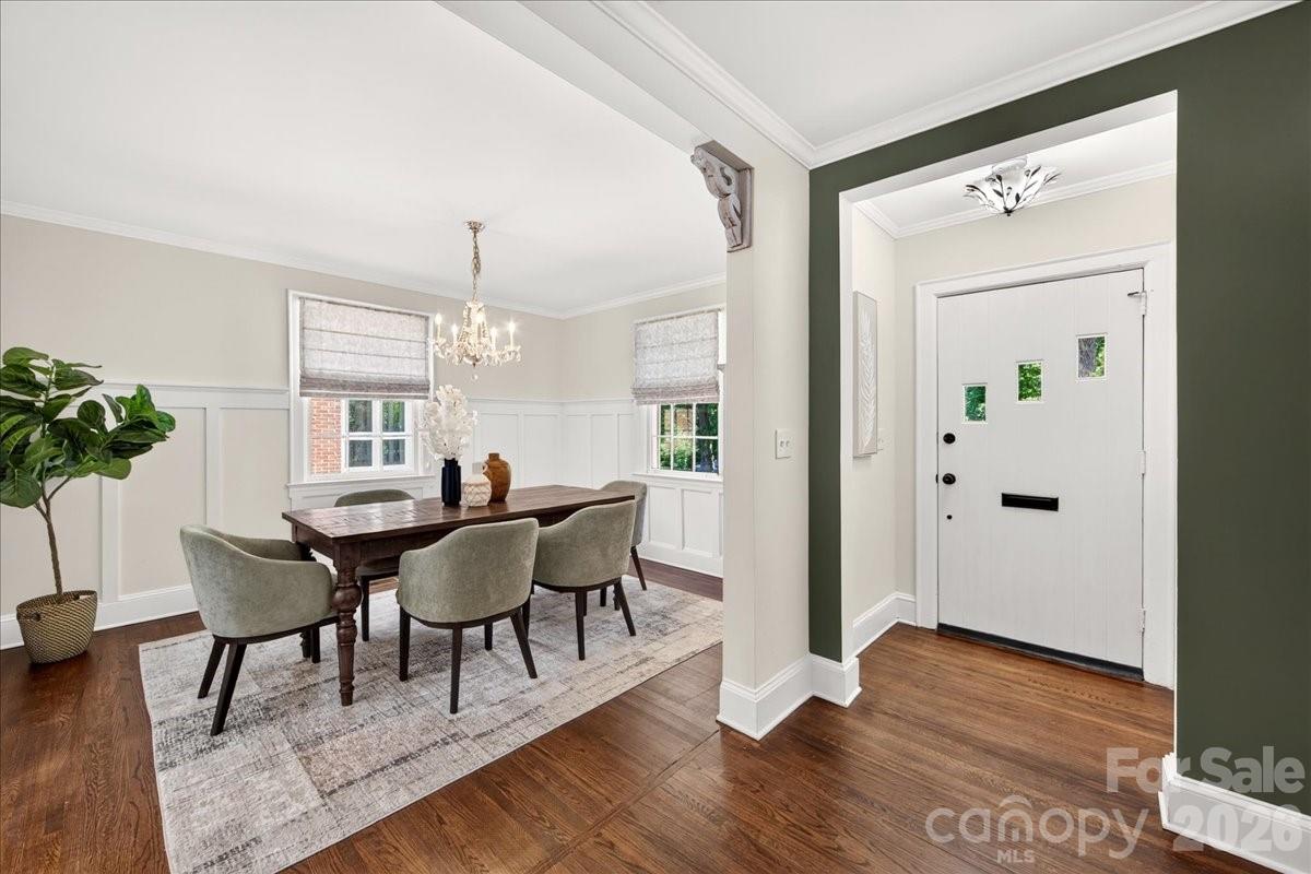720 E Park Avenue, Charlotte, photo 4 of 8