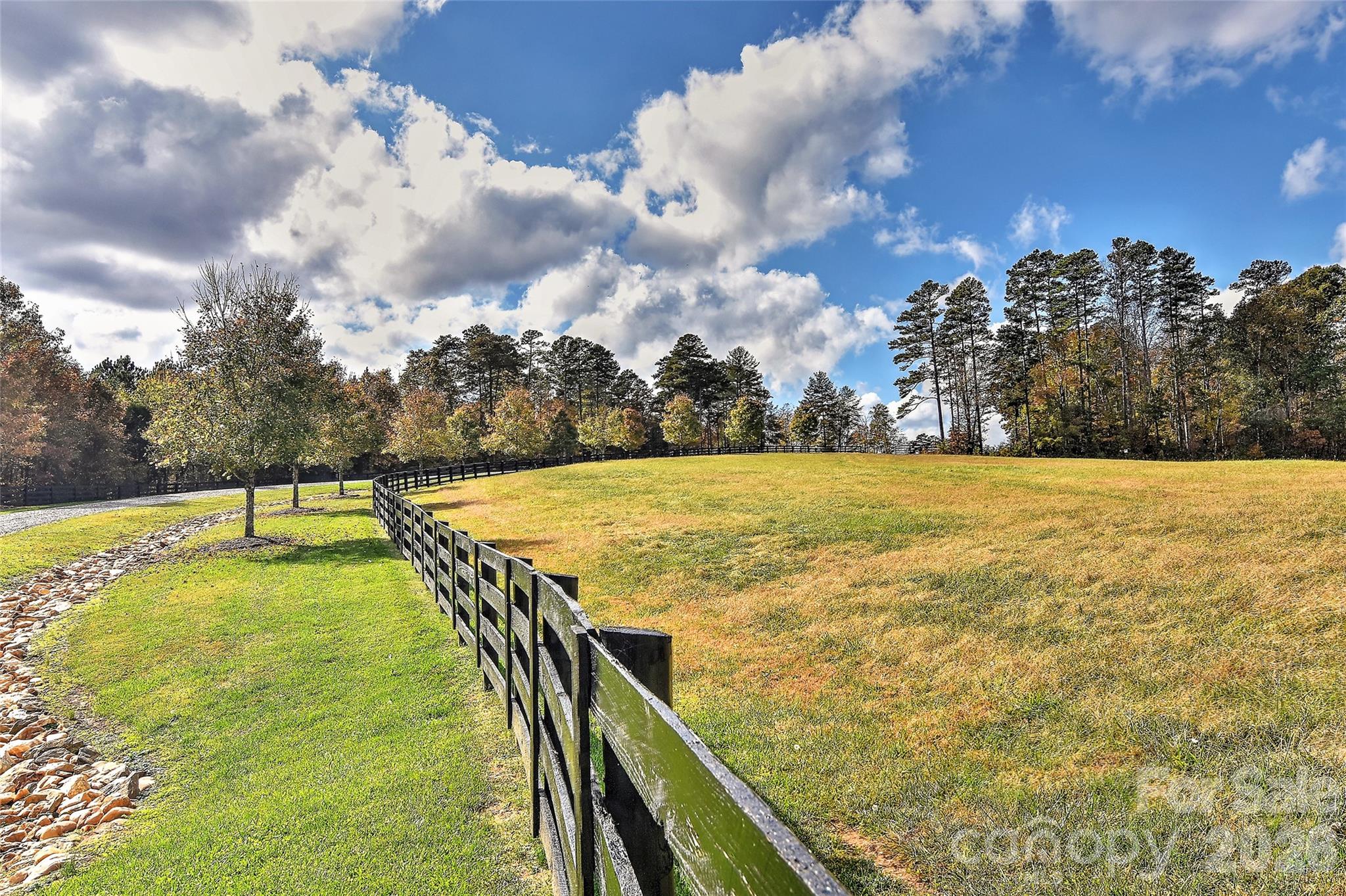 153 Badenyon Place, Union Grove, photo 3 of 8