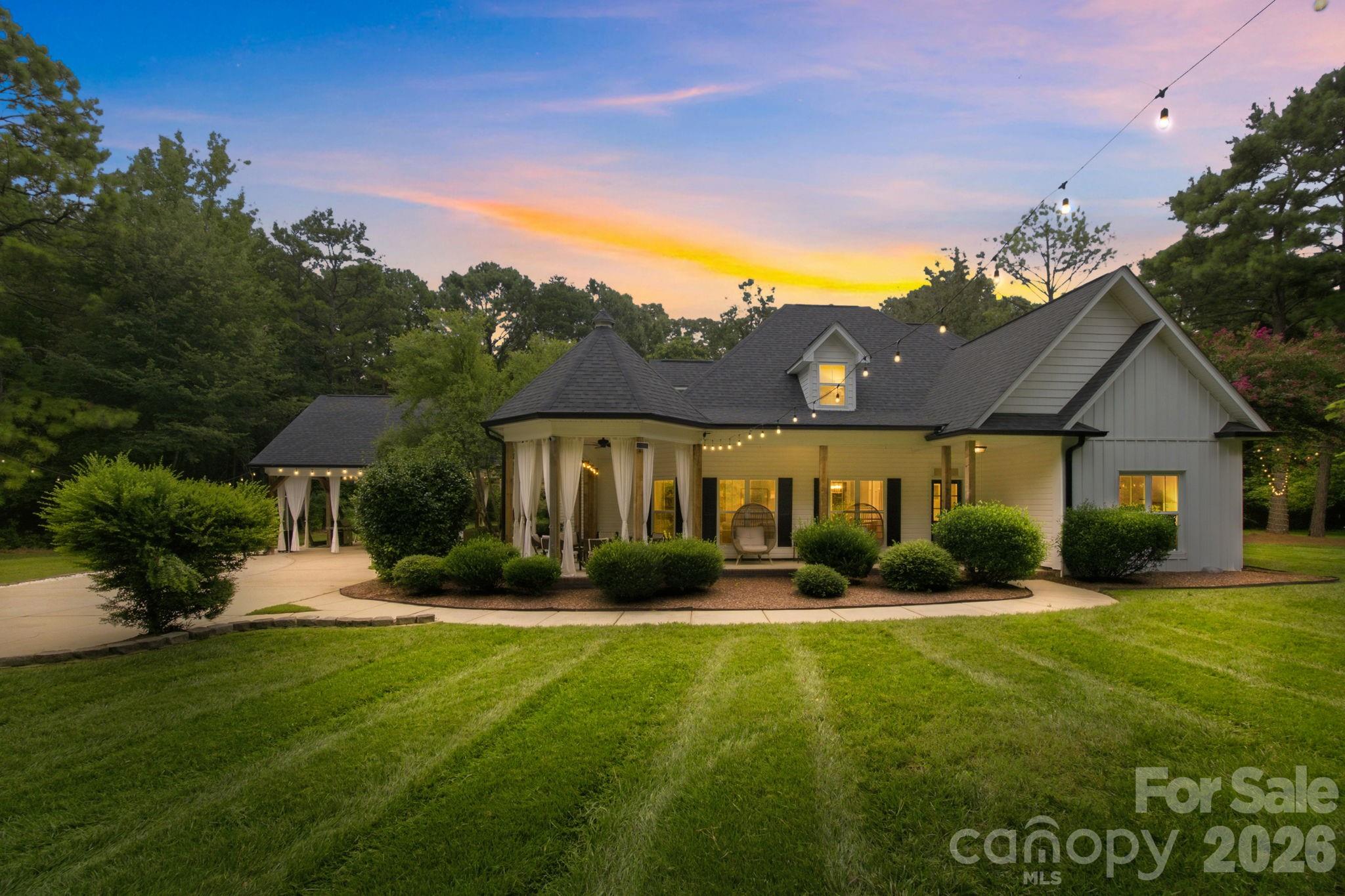 9544 Brief Road, Mint Hill, photo 1 of 8