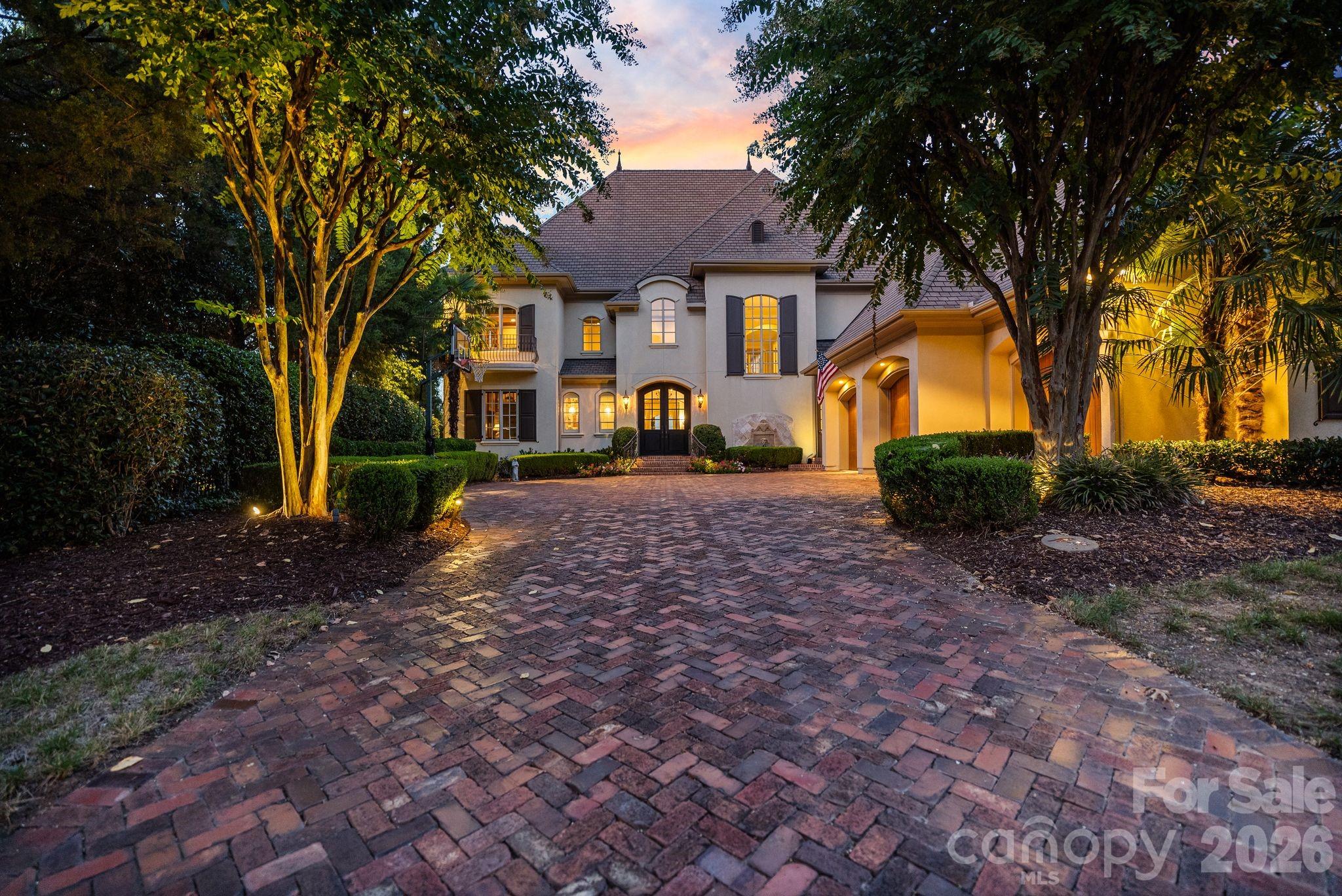 11828 Stephenson Court, Charlotte, photo 4 of 8