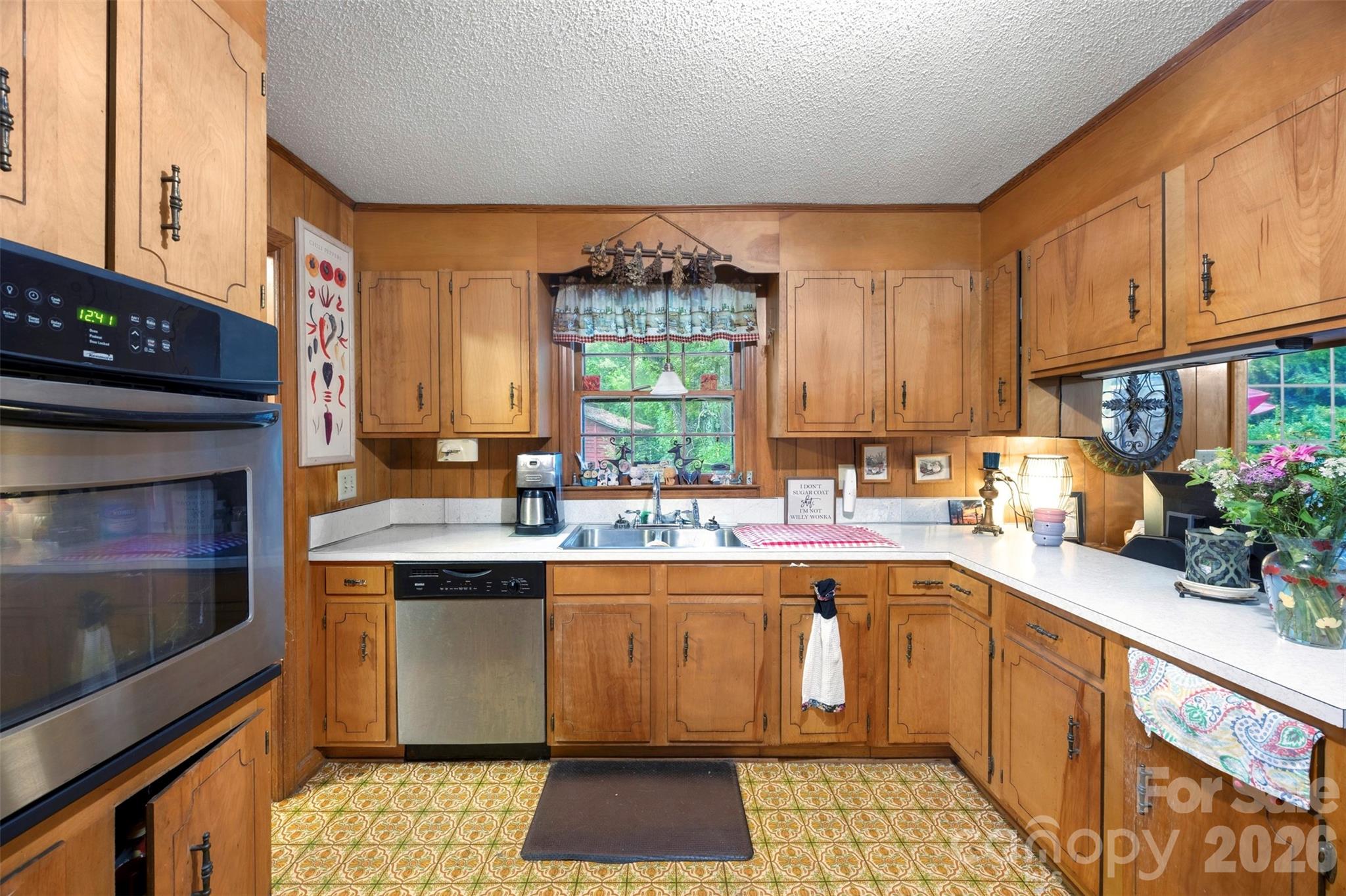 5139 E Dixon Boulevard, Kings Mountain, photo 4 of 8