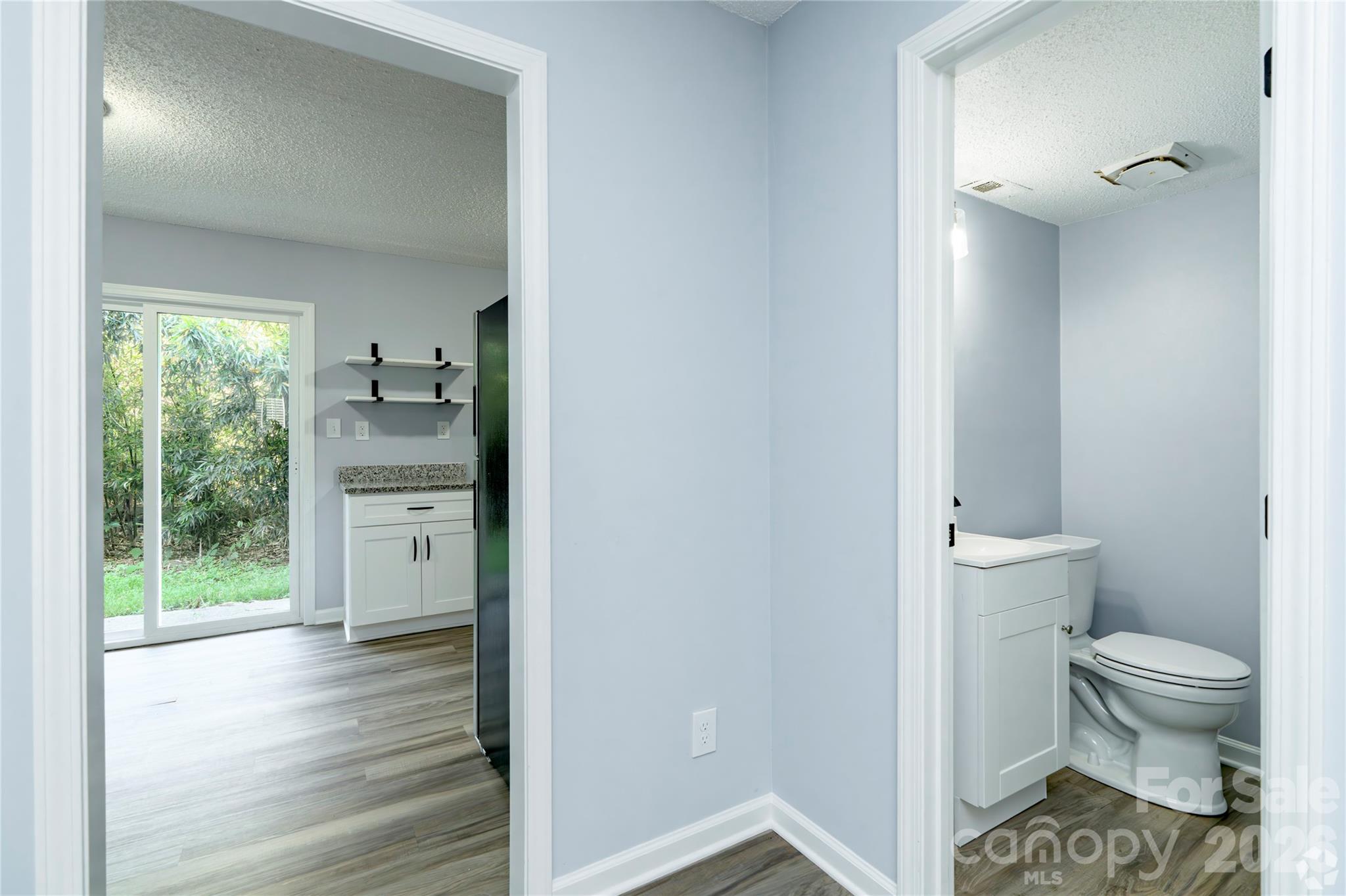 300 E Charlotte Avenue, Mount Holly, photo 7 of 8