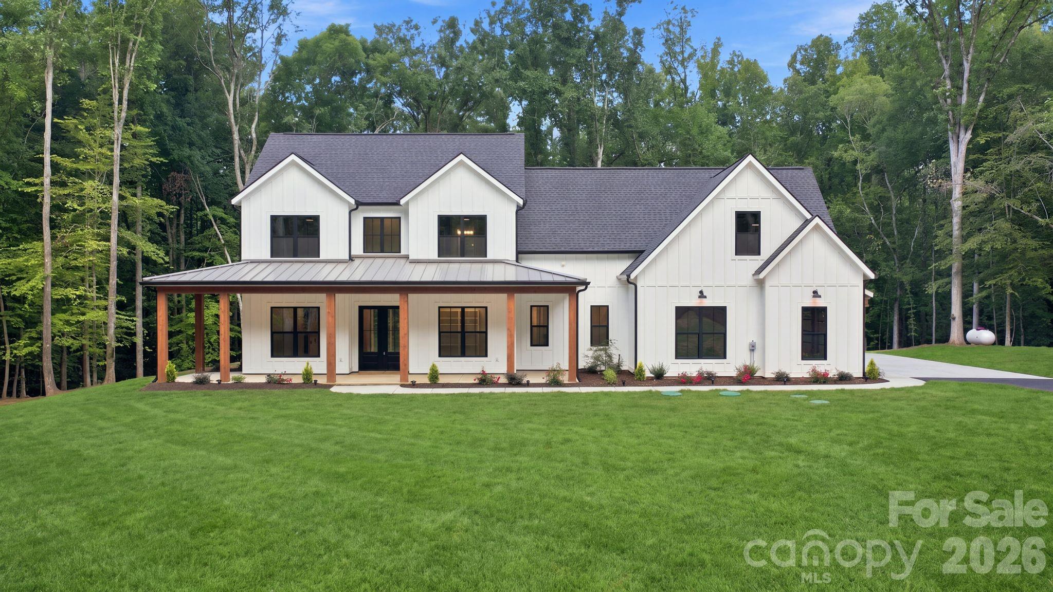 3515 Capricorn Road, Lancaster, photo 1 of 8