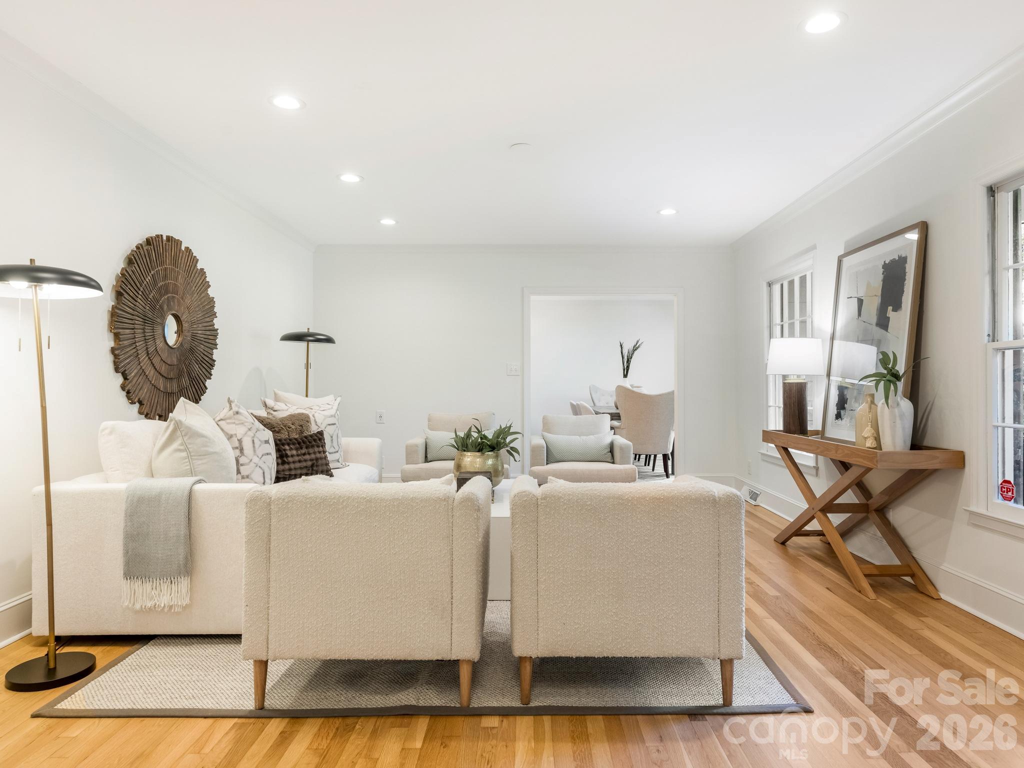 424 Whitestone Road, Charlotte, photo 4 of 8