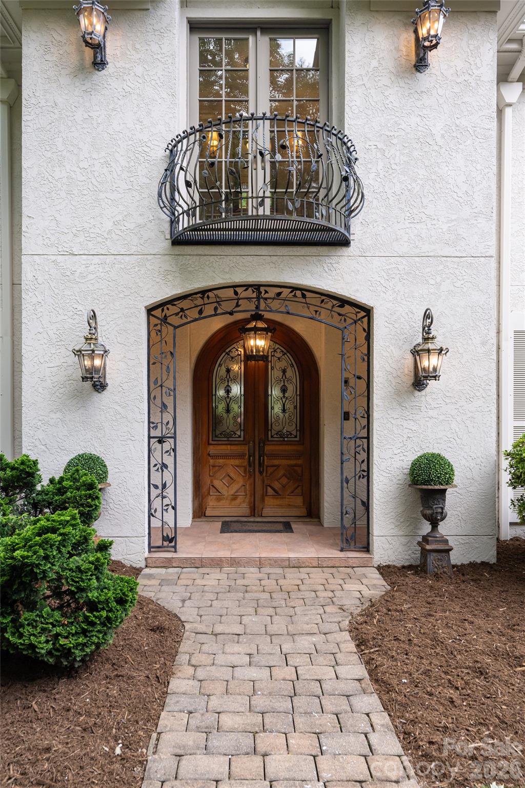 23 Cedar Hill Drive, Asheville, photo 4 of 8